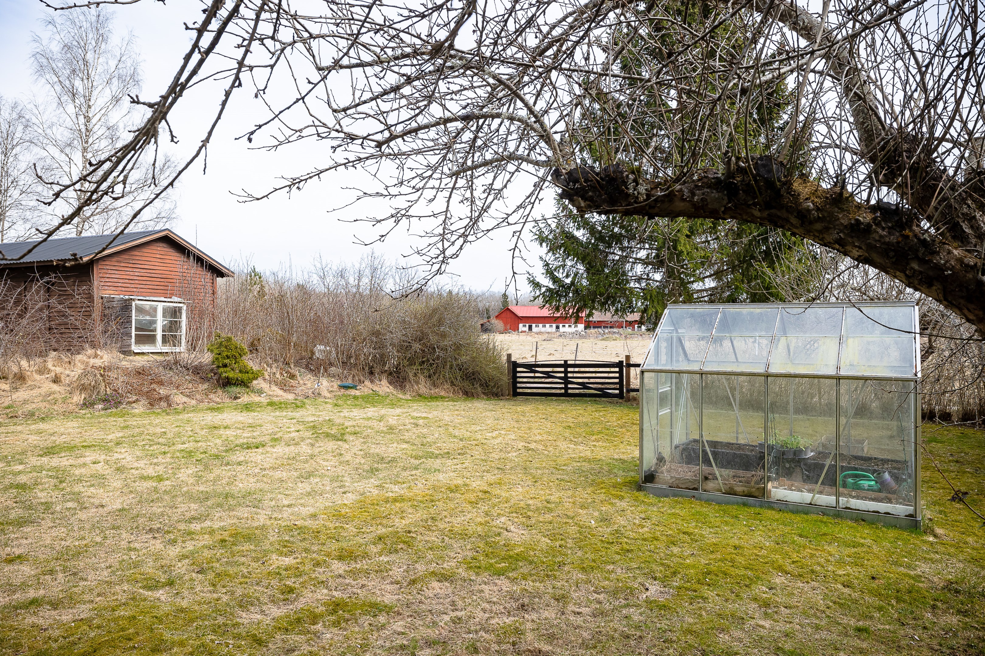 Bostadsbild från Borstbol 4, Till salu i Rasbokil, Uppsala