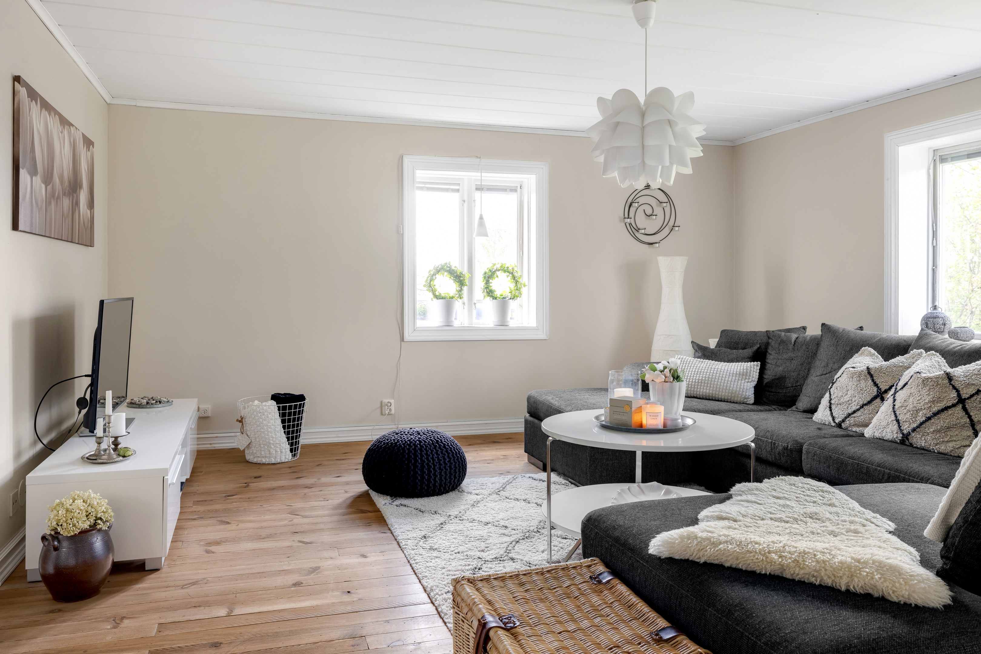 Bostadsbild från Gamla landsvägen 107, Till salu i Vittinge, Heby