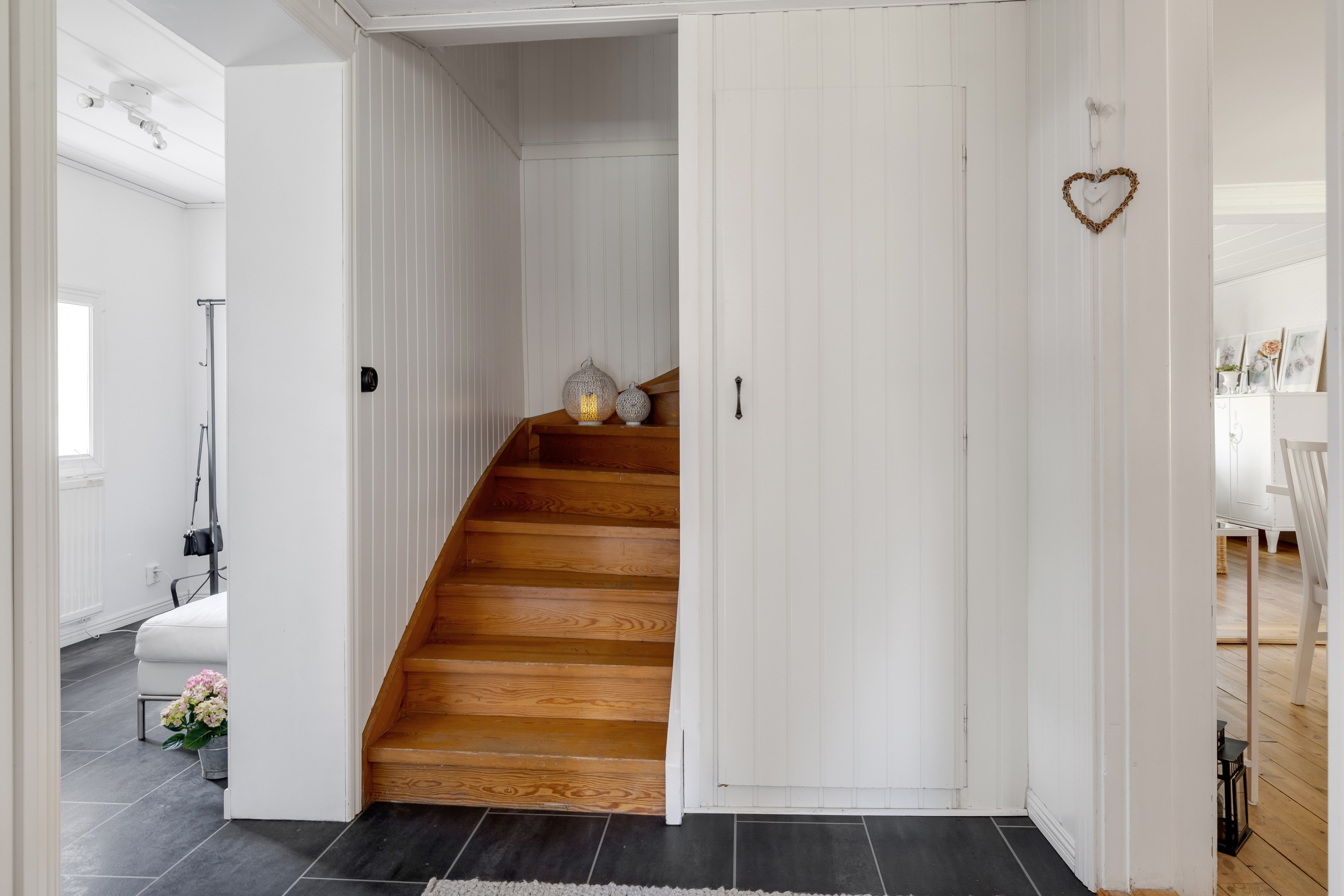 Bostadsbild från Gamla landsvägen 107, Till salu i Vittinge, Heby