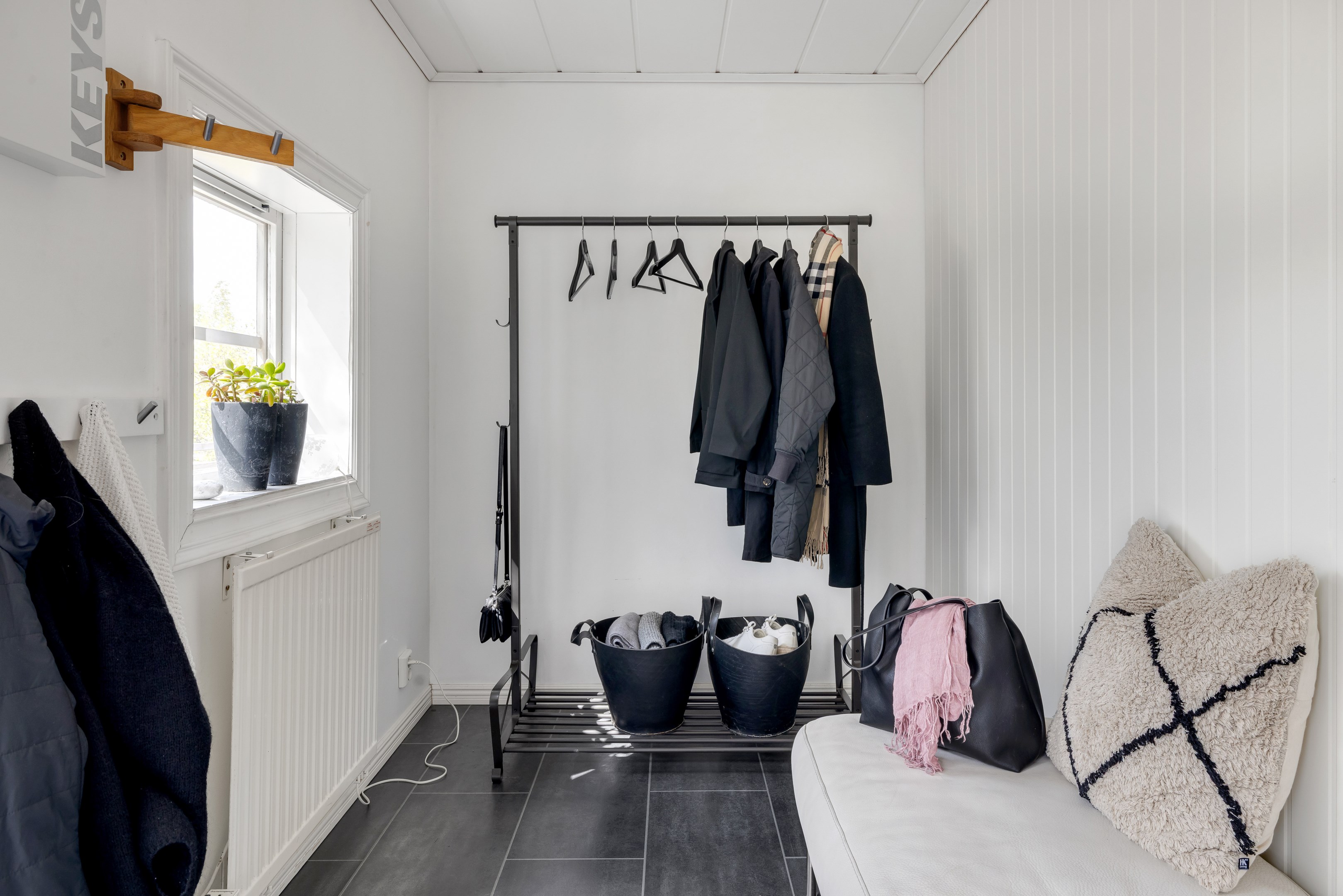 Bostadsbild från Gamla landsvägen 107, Till salu i Vittinge, Heby