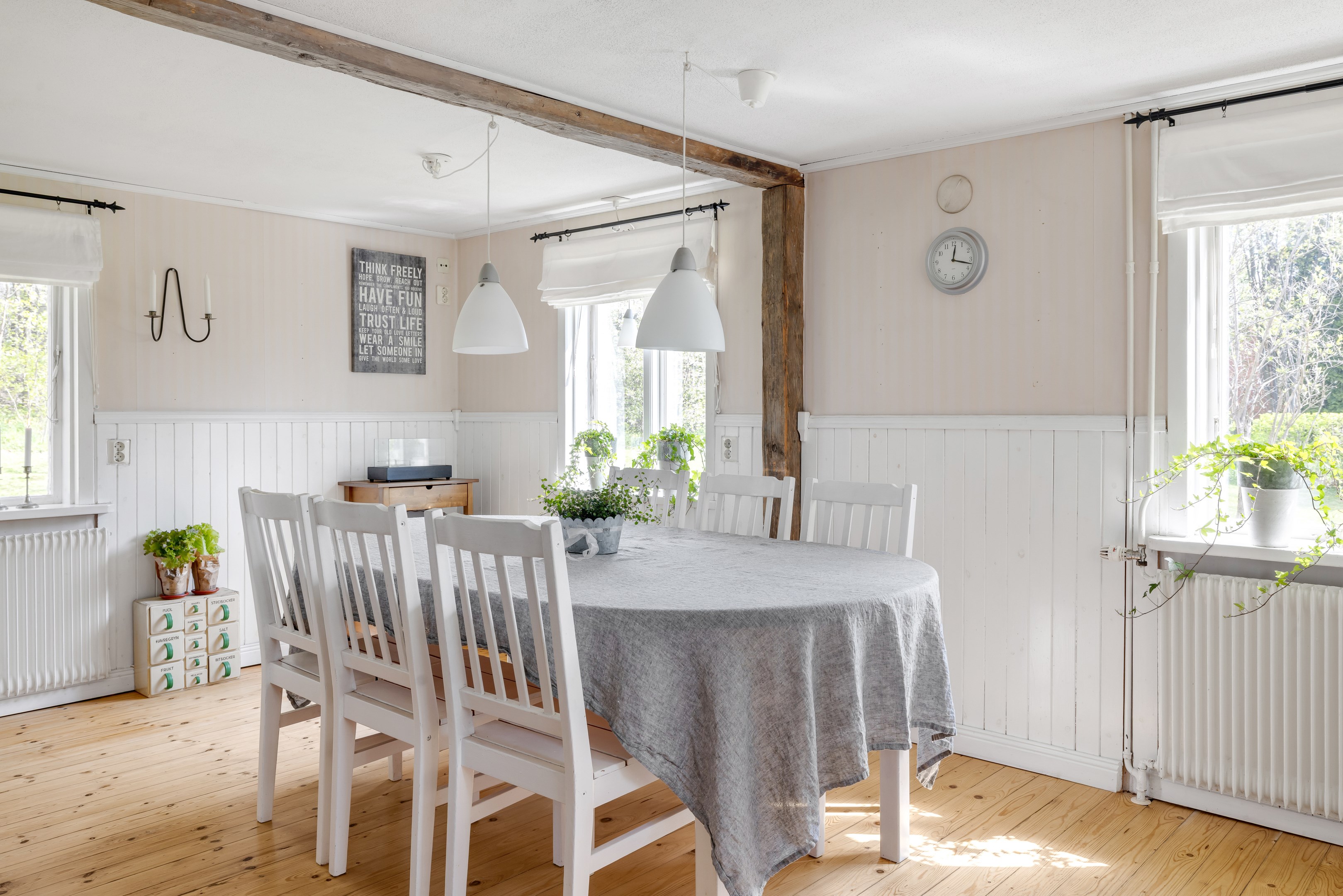 Bostadsbild från Gamla landsvägen 107, Till salu i Vittinge, Heby