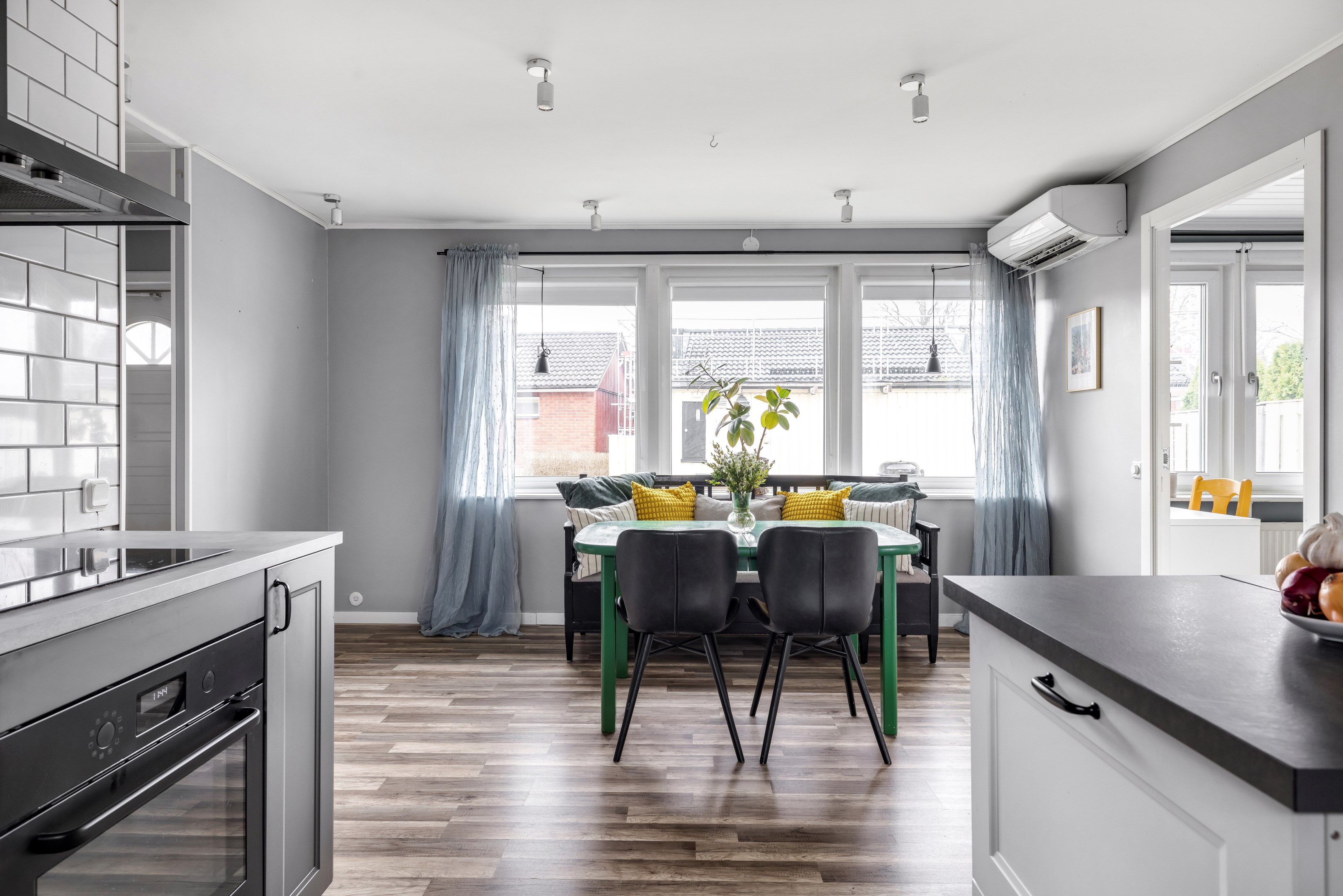 Bostadsbild från Markegångsvägen 3A, Såld i Storvreta, Uppsala