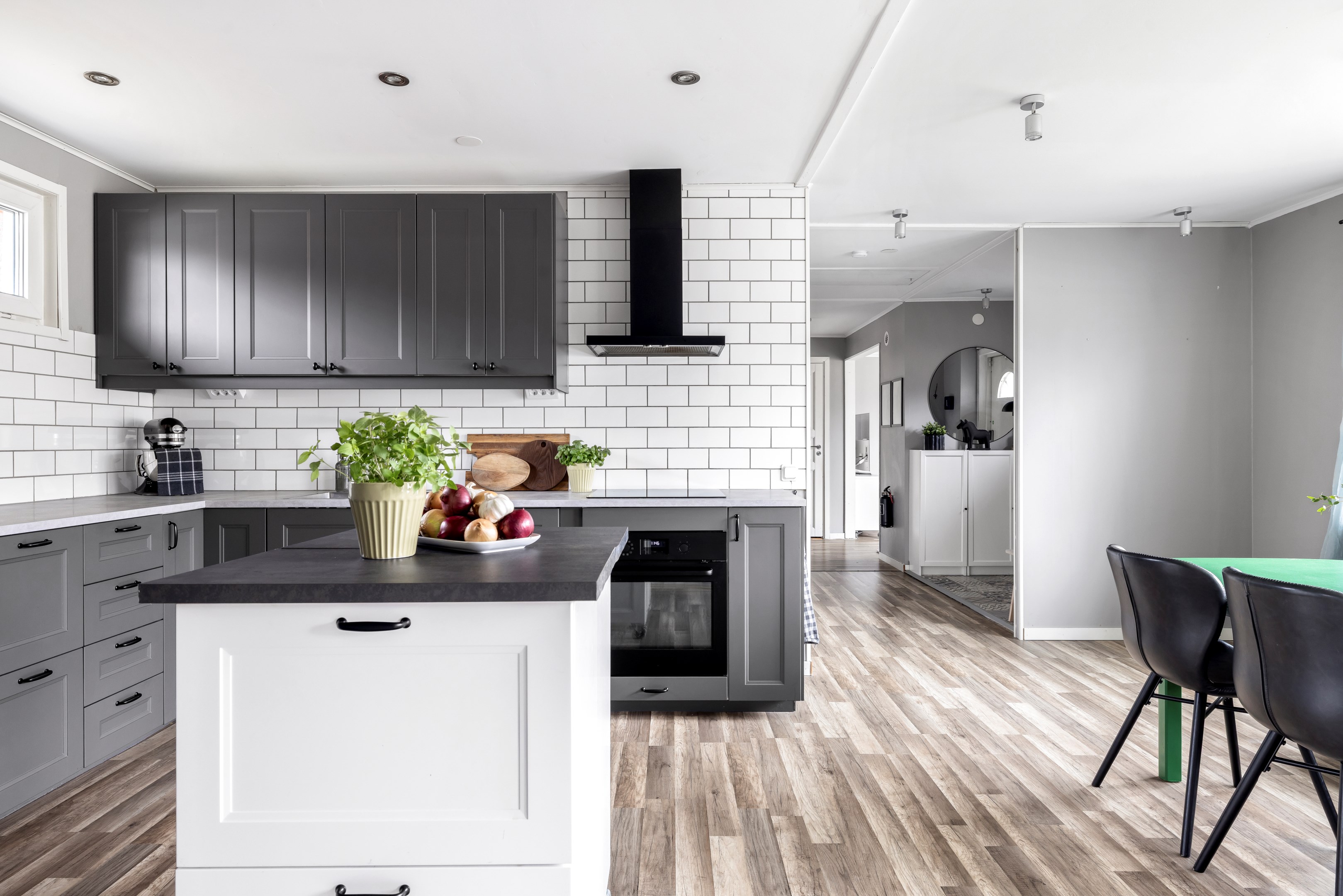 Bostadsbild från Markegångsvägen 3A, Såld i Storvreta, Uppsala