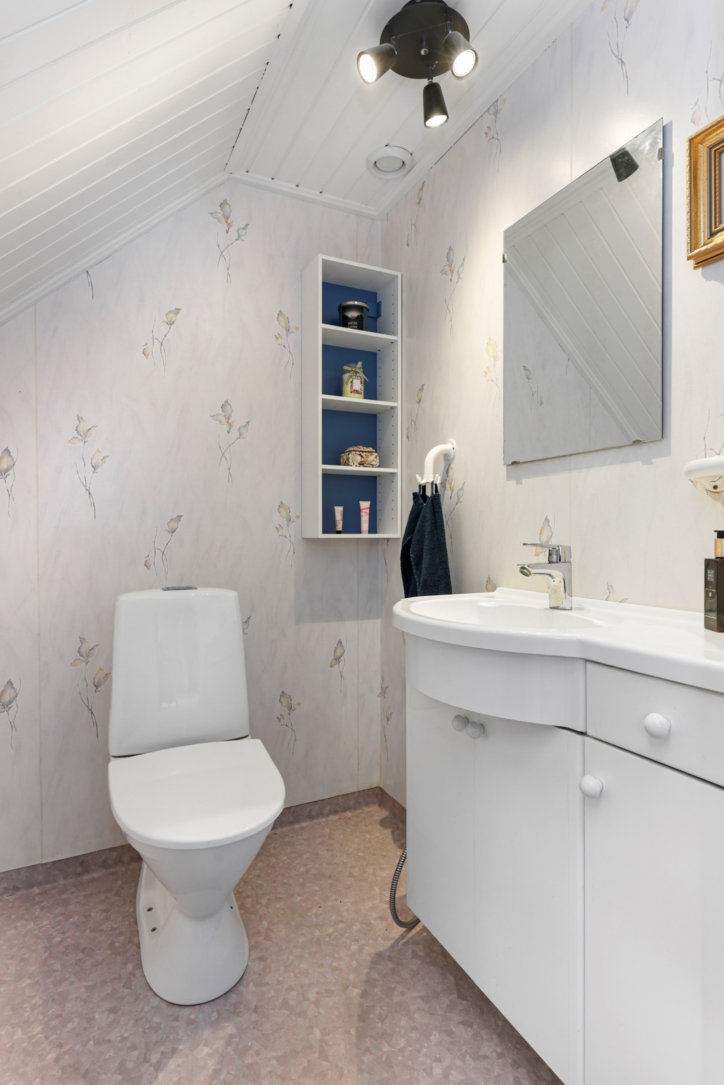 Bostadsbild från Sydingösby 103, Till salu i Alunda, Östhammar