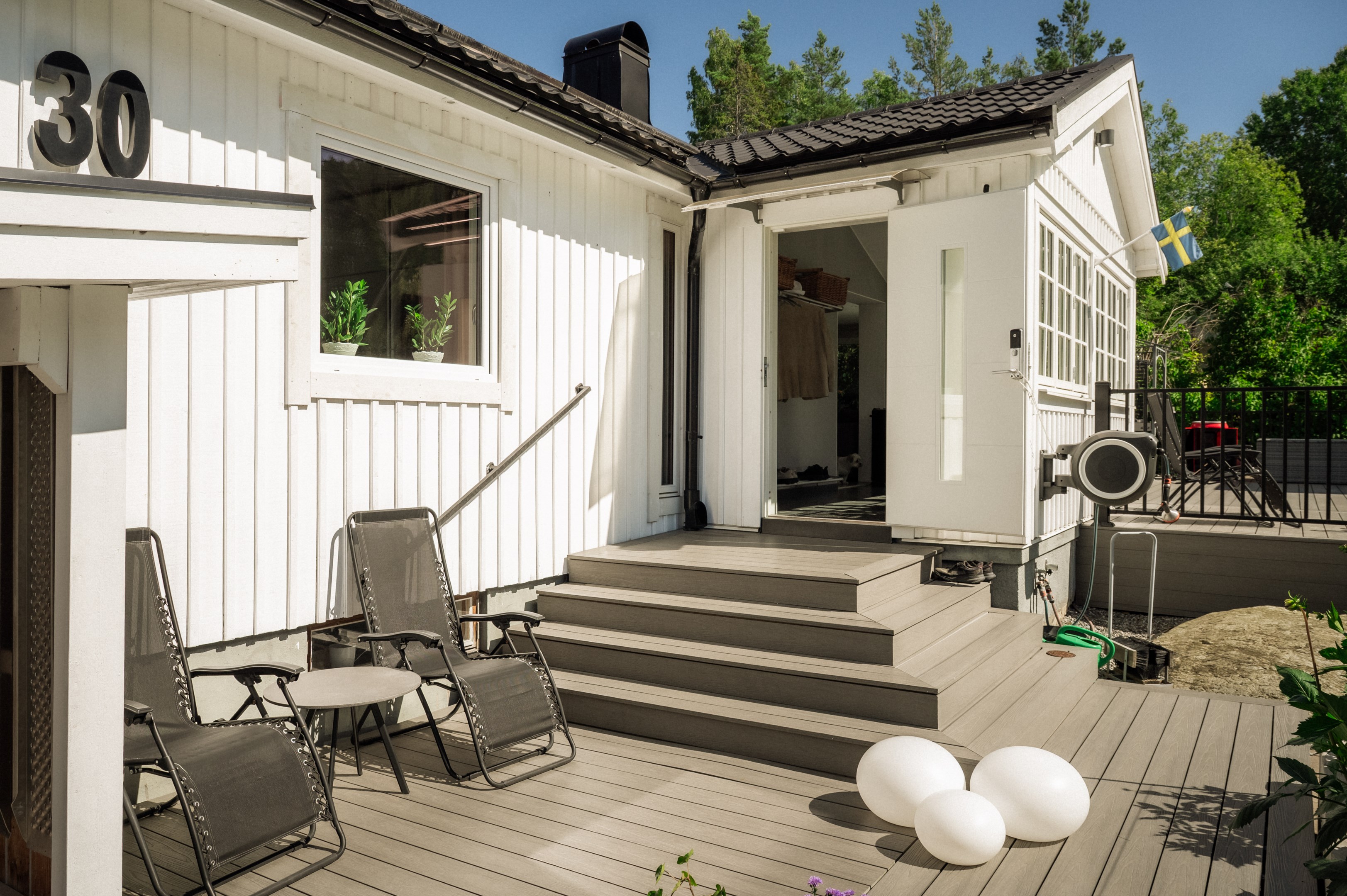 Bostadsbild från Björnklostigen 30, Till salu i Herrviksnäs, Värmdö