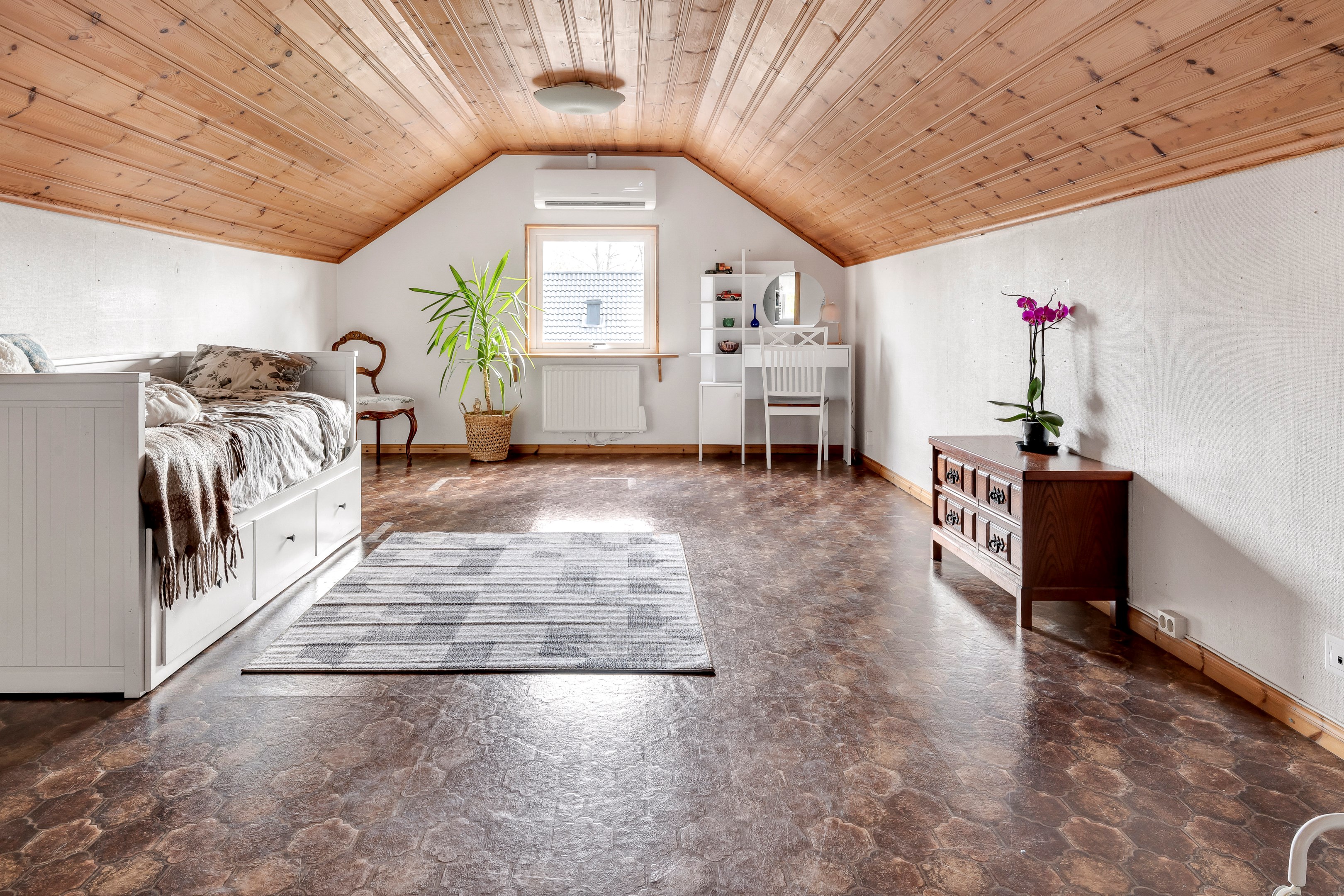 Bostadsbild från Isgrenavägen 25, Till salu i Bälinge, Uppsala