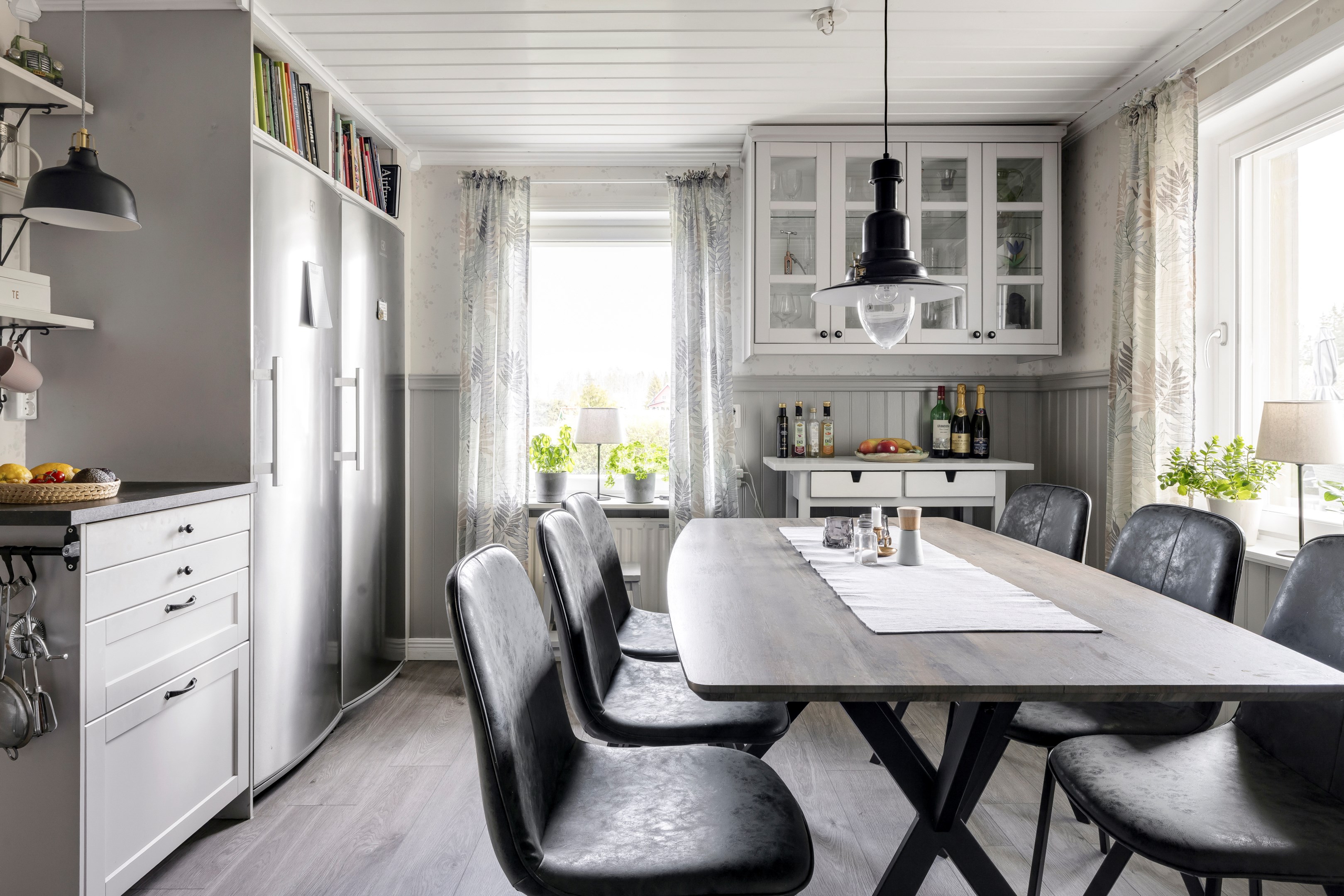 Bostadsbild från Larsbo 1, Till salu i Bälinge/Åkerlänna, Uppsala
