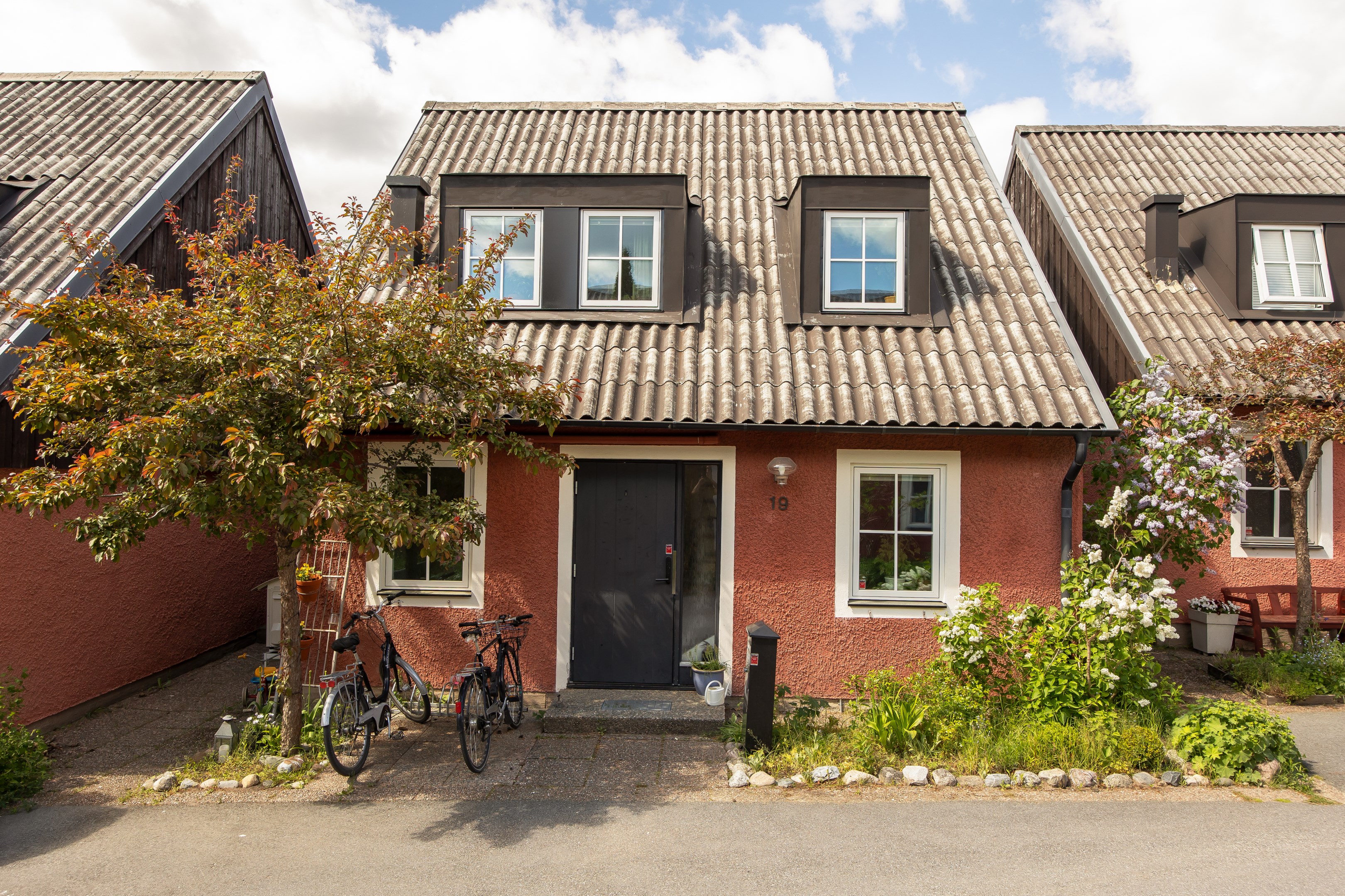 Bostadsbild från Bergandsgatan 19, Såld i Fågelhöjden - Saltsjöbaden, Nacka