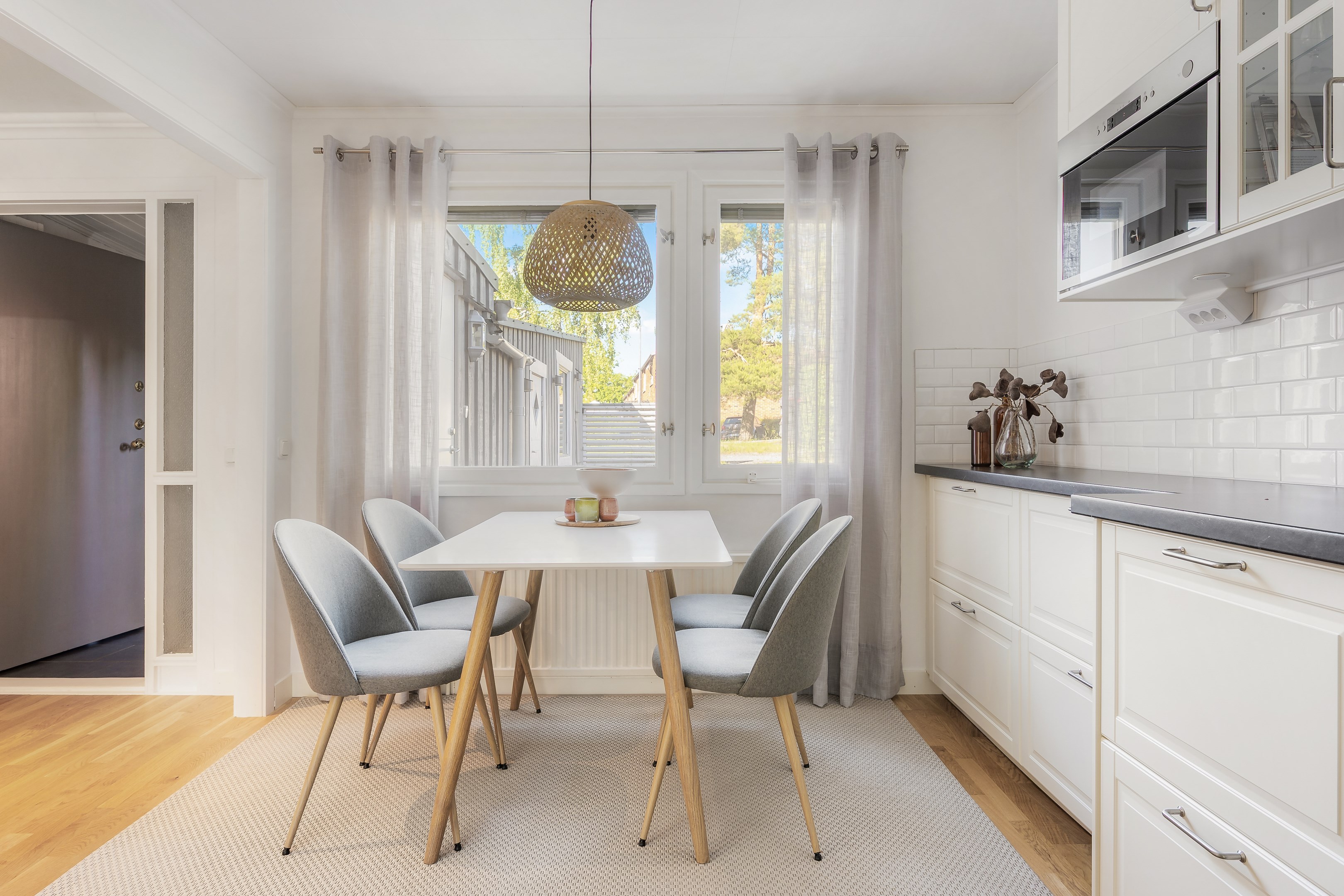 Bostadsbild från Uranusvägen 8, Såld i Skälby, Järfälla