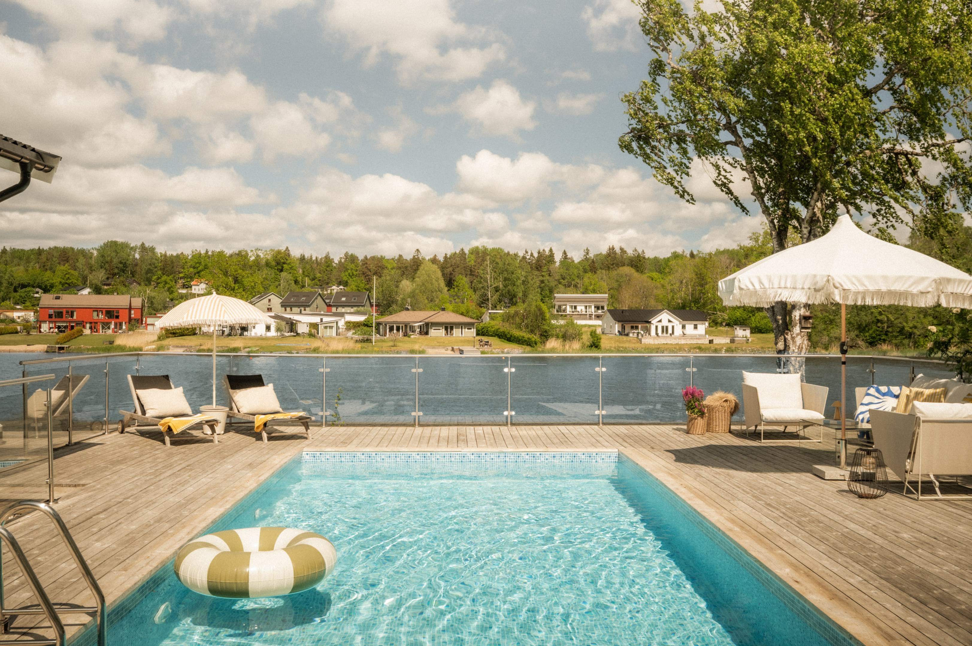 Bostadsbild från Källstigen 3, Såld i Kolvik, Värmdö