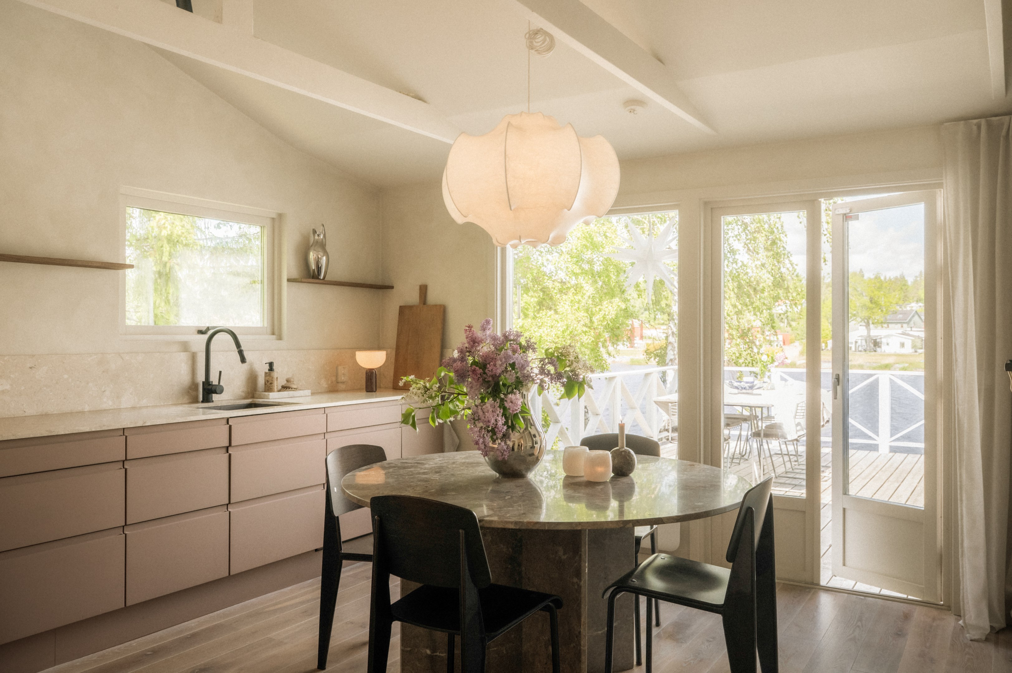 Bostadsbild från Källstigen 3, Såld i Kolvik, Värmdö