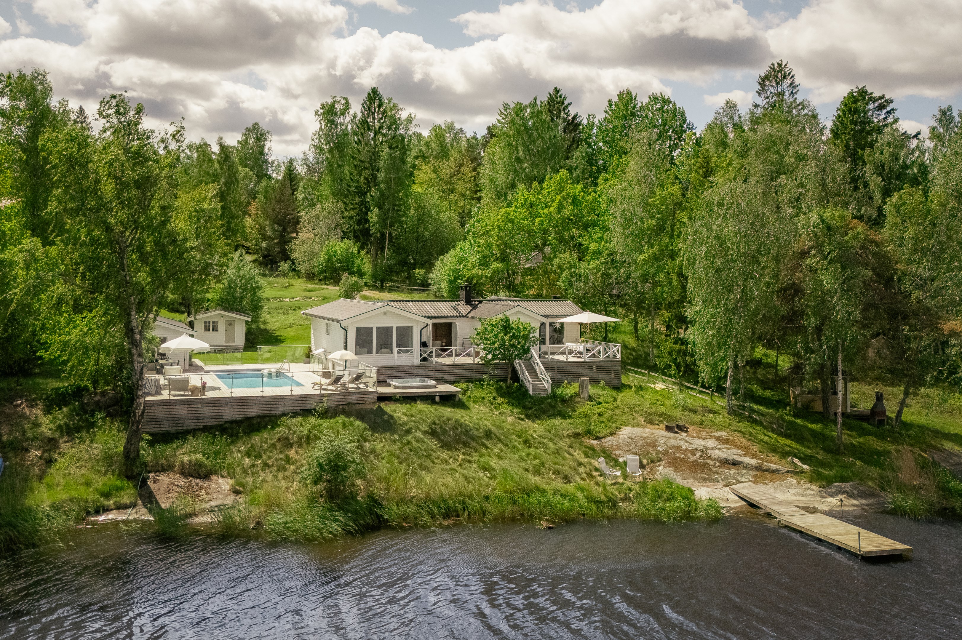 Bostadsbild från Källstigen 3, Såld i Kolvik, Värmdö