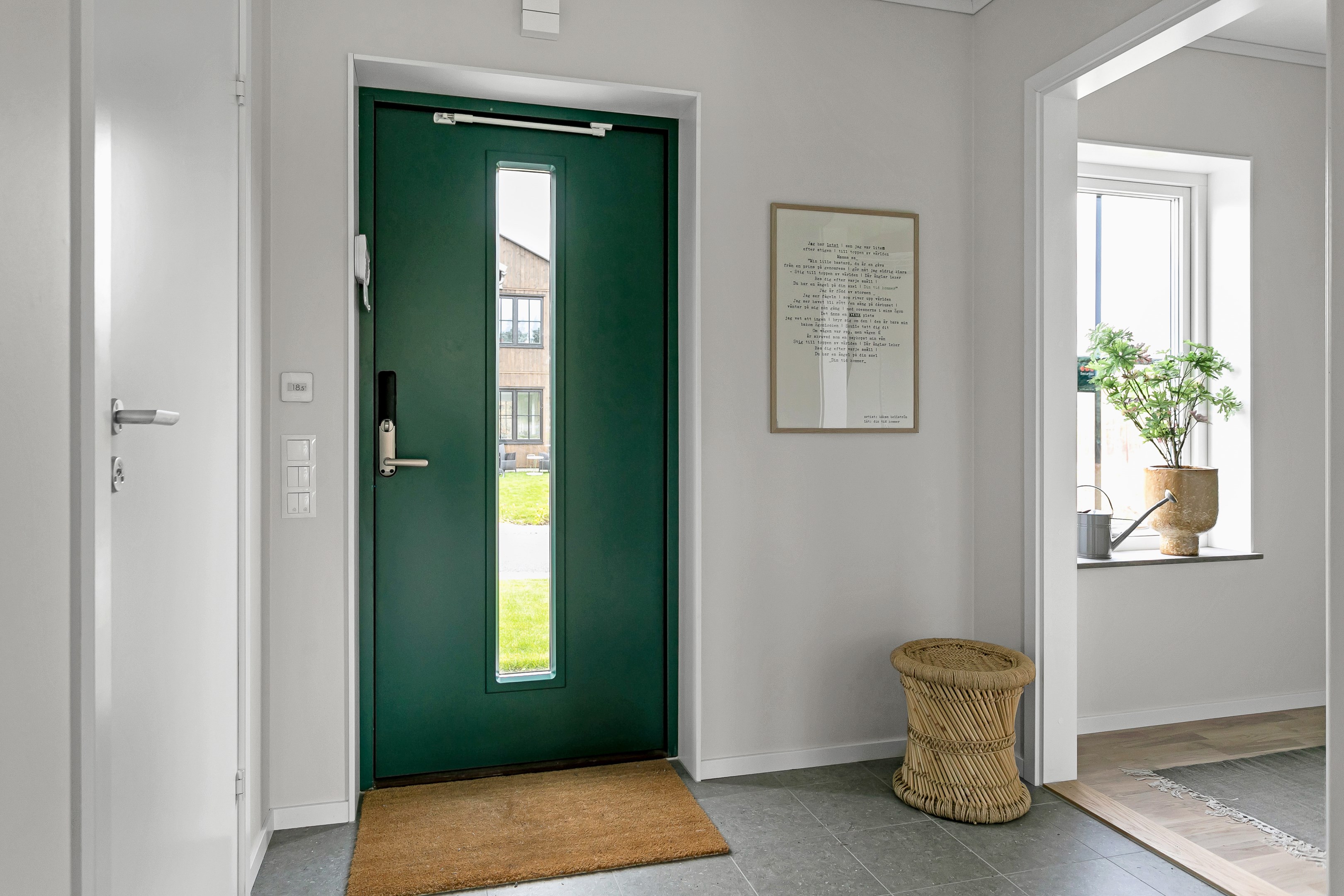 Bostadsbild från Häggrotsvägen 4, Till salu i Skölsta, Uppsala