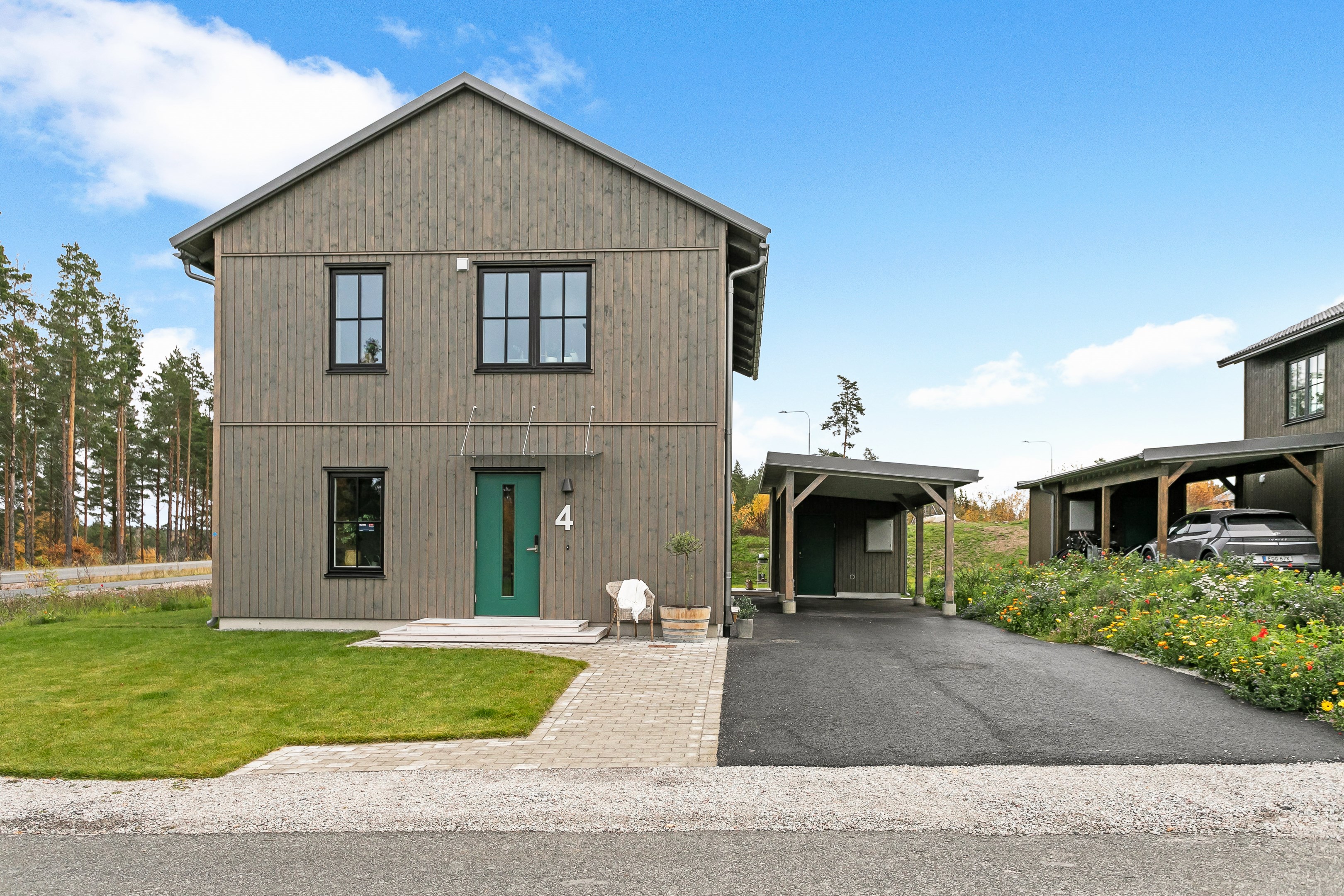 Bostadsbild från Häggrotsvägen 4, Till salu i Skölsta, Uppsala