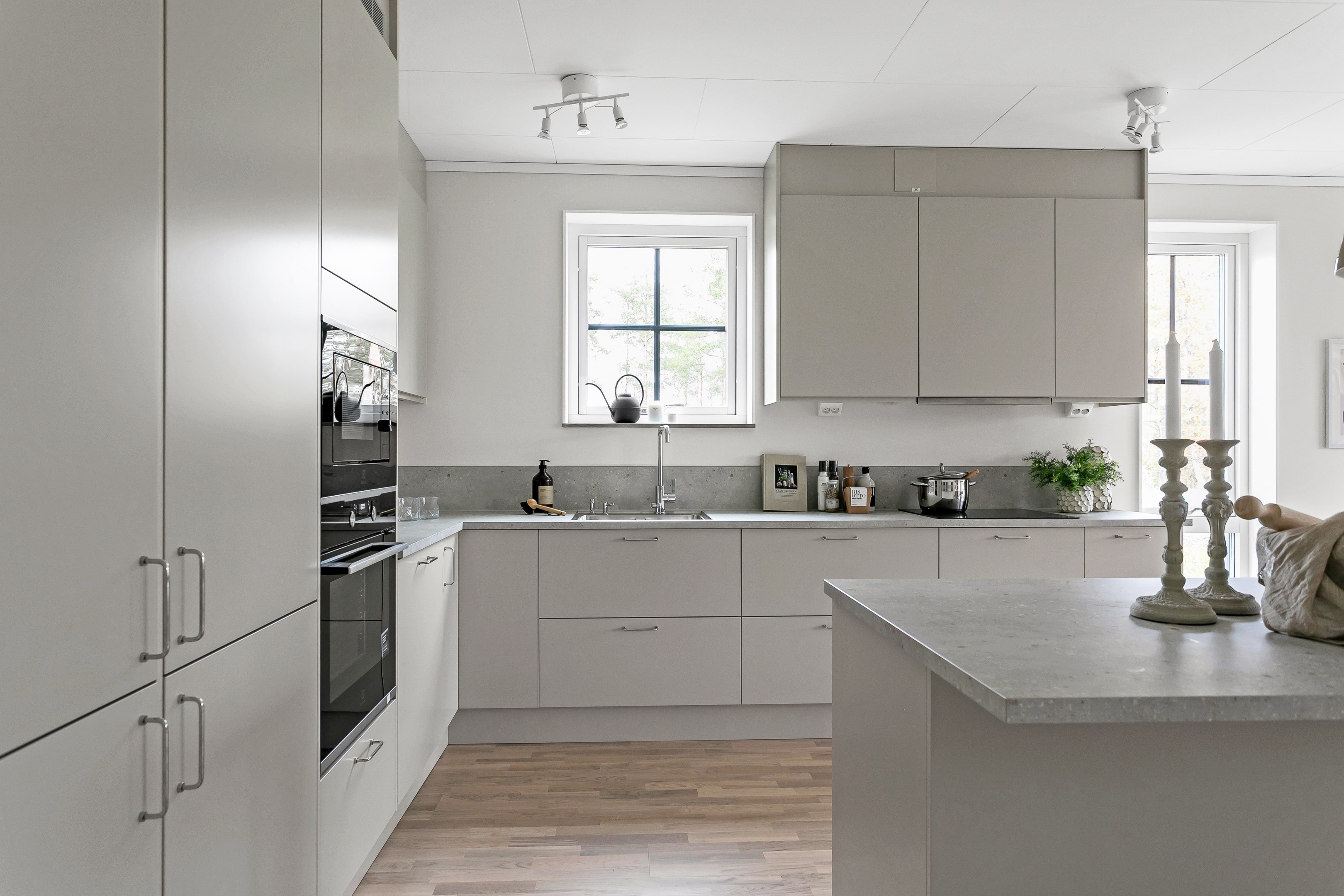 Bostadsbild från Häggrotsvägen 4, Till salu i Skölsta, Uppsala