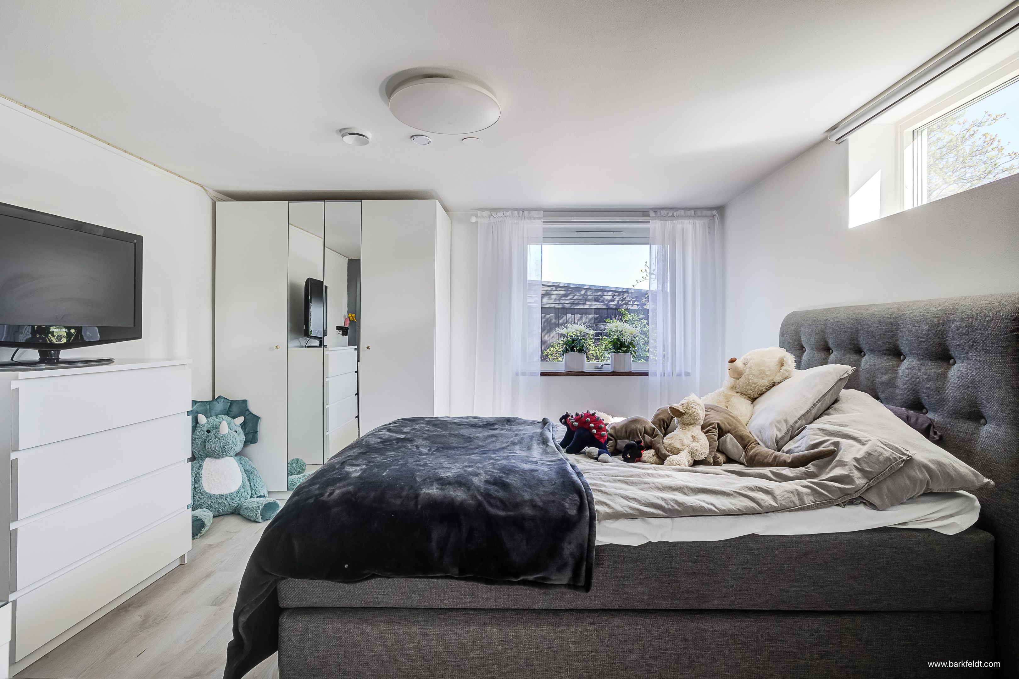Bostadsbild från Falkvägen 2, Till salu i Bergsbrunna, Uppsala