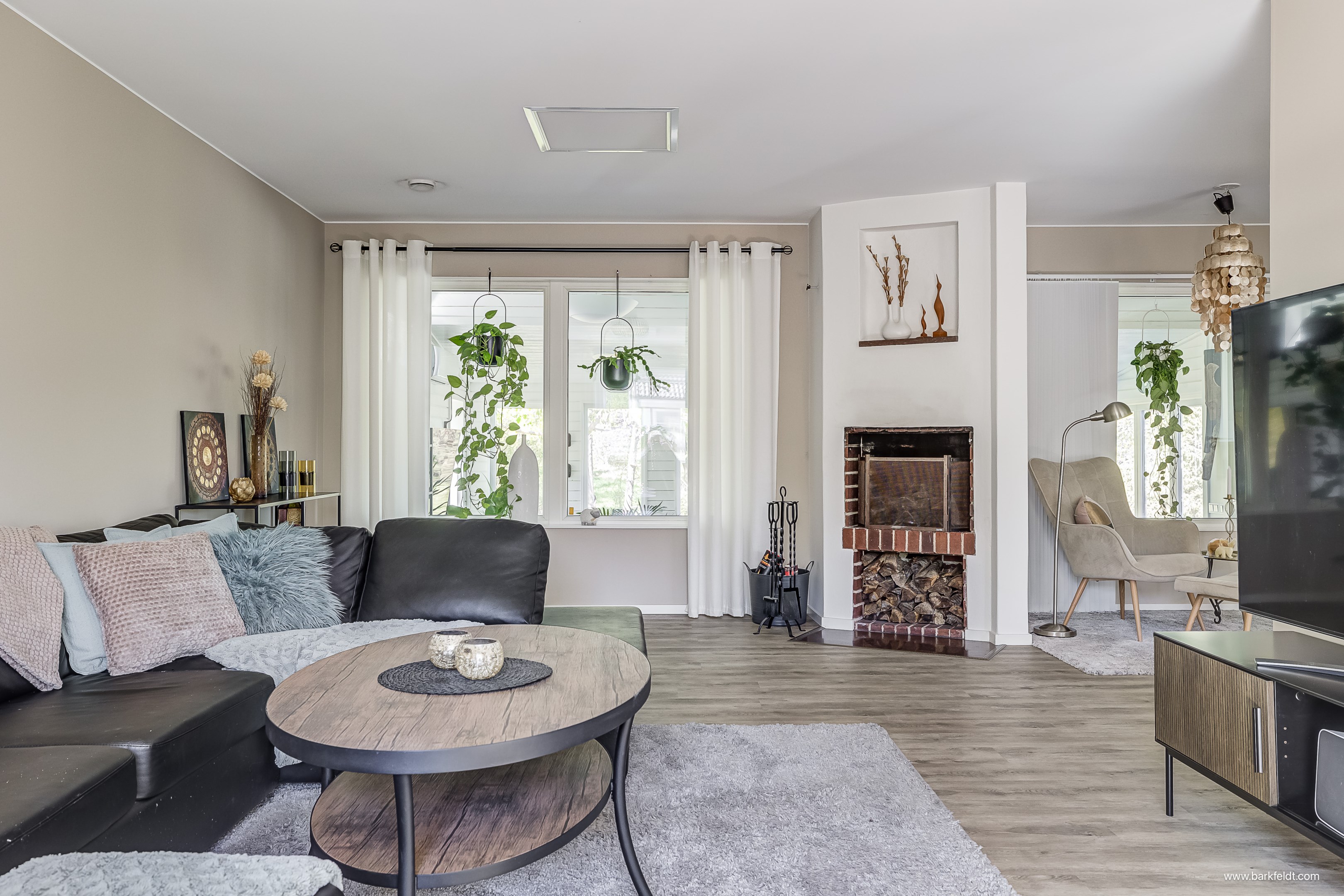 Bostadsbild från Falkvägen 2, Till salu i Bergsbrunna, Uppsala