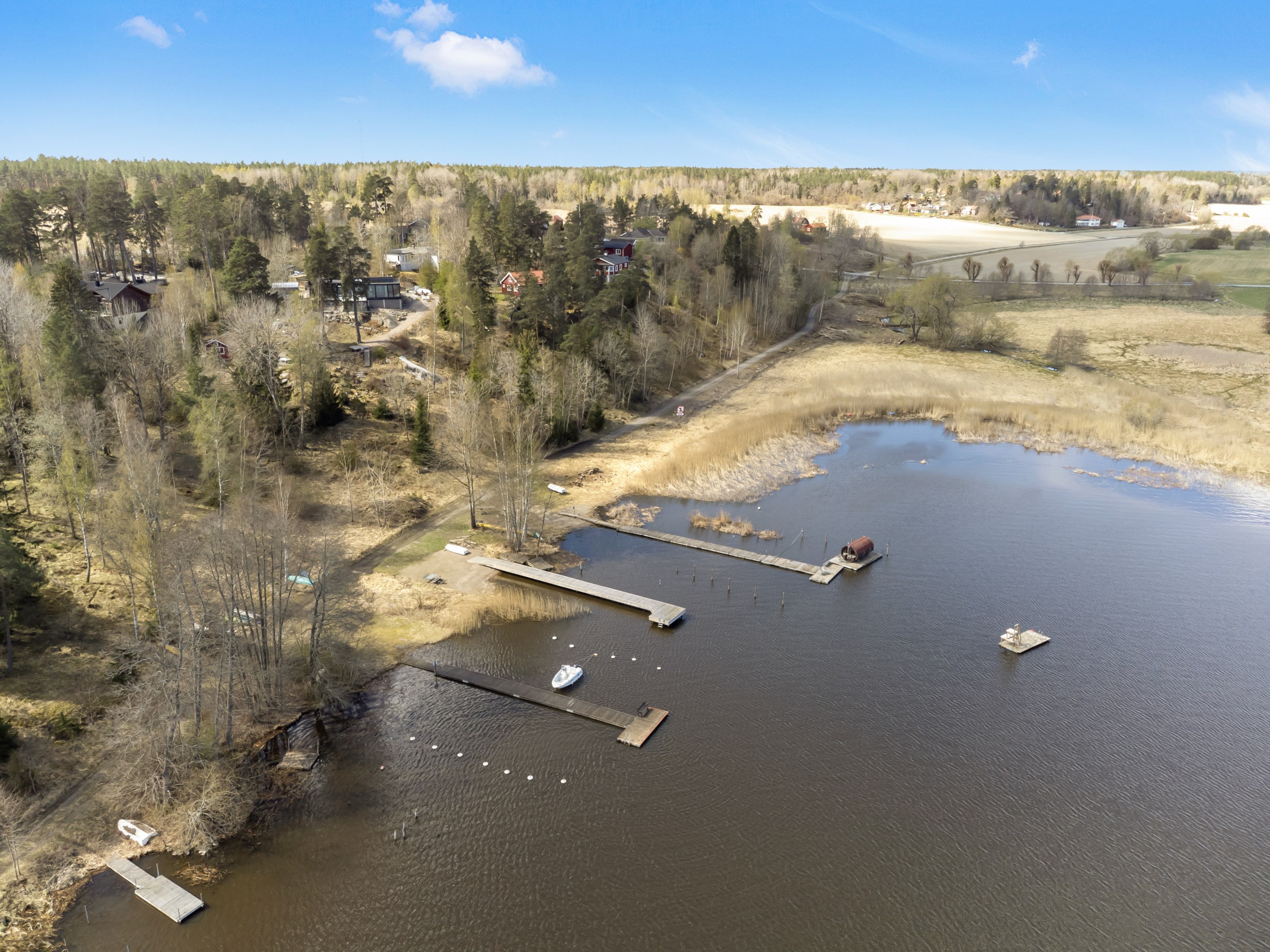 Bostadsbild från Brinkvägen 9, Till salu i Ytternäs/Vreta, Uppsala