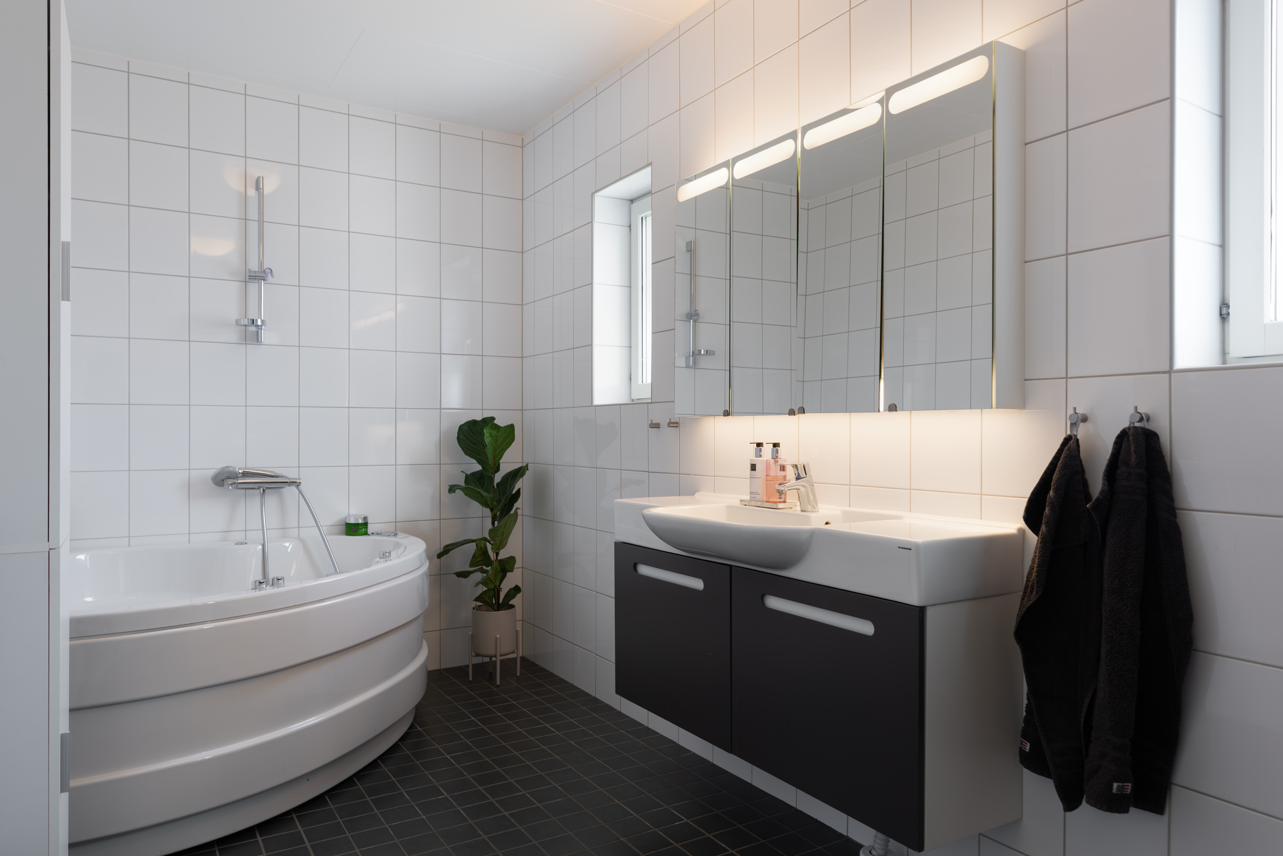 Bostadsbild från Bjärbyvägen 27, Kommande i Bjärby, Västerås