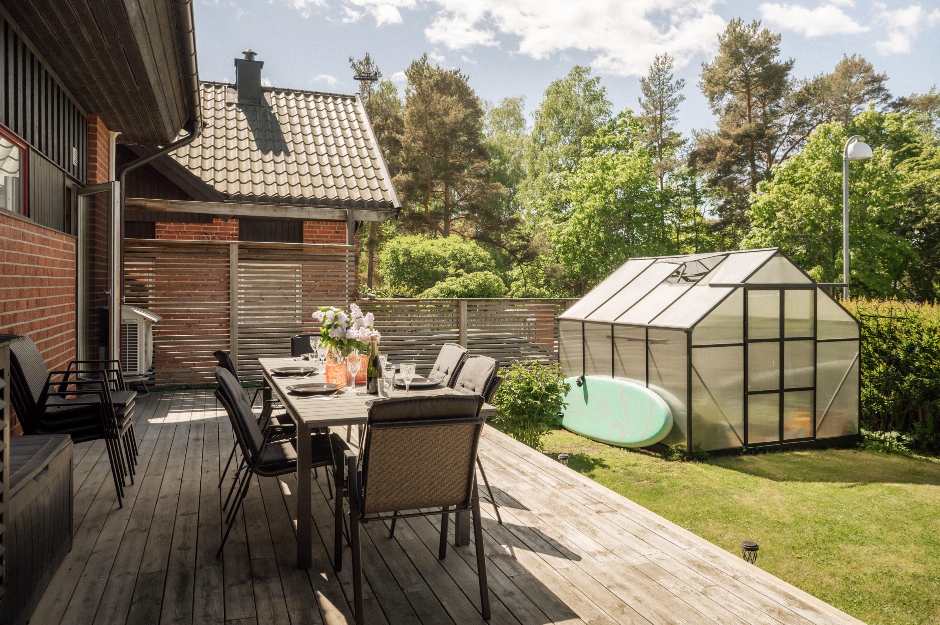 Bostadsbild från Granvägen 13, Till salu i Djurö, Värmdö