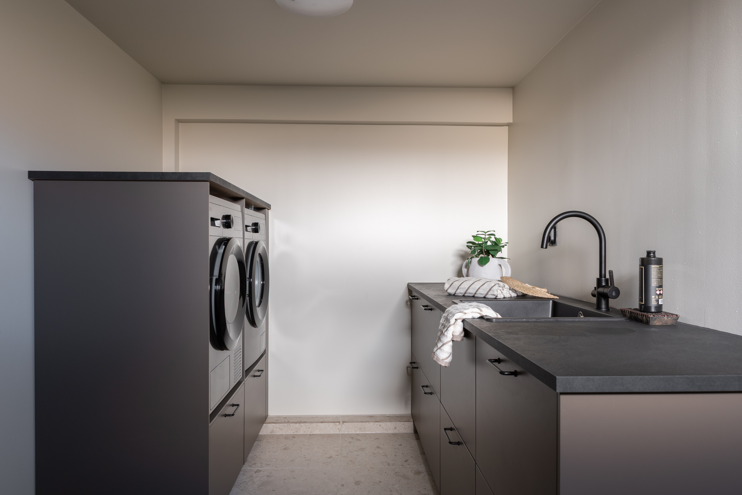 Bostadsbild från Örnvägen 10, Till salu i Vega, Västerås