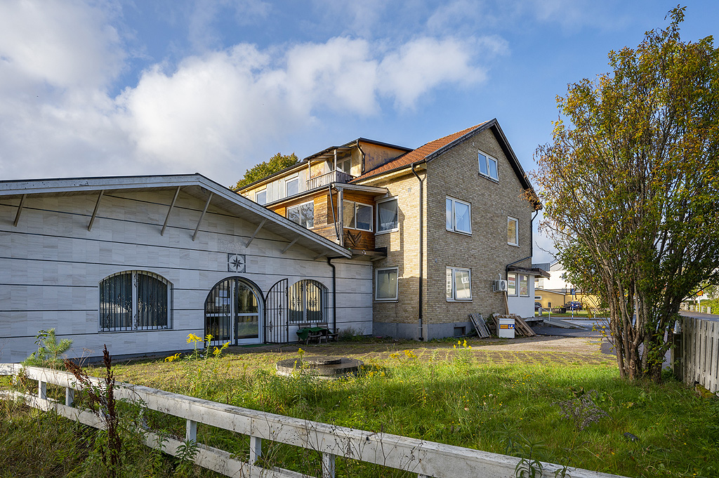 Lokal i mellanhuset