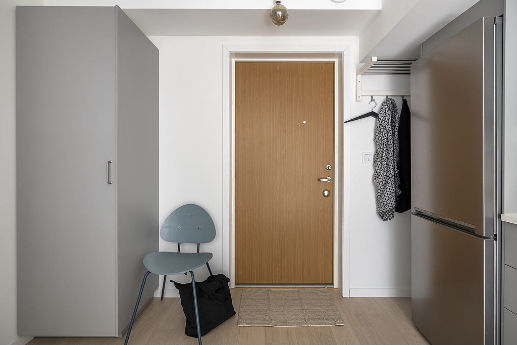 Hall med plats för avhängning