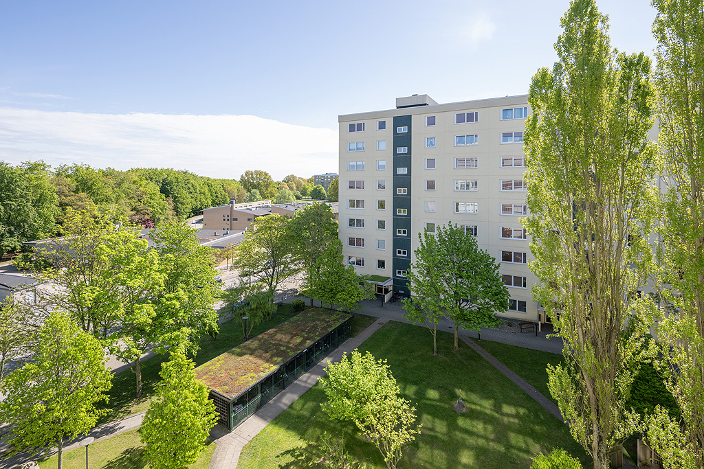 Underbar rymd när man tittar ut från balkongen