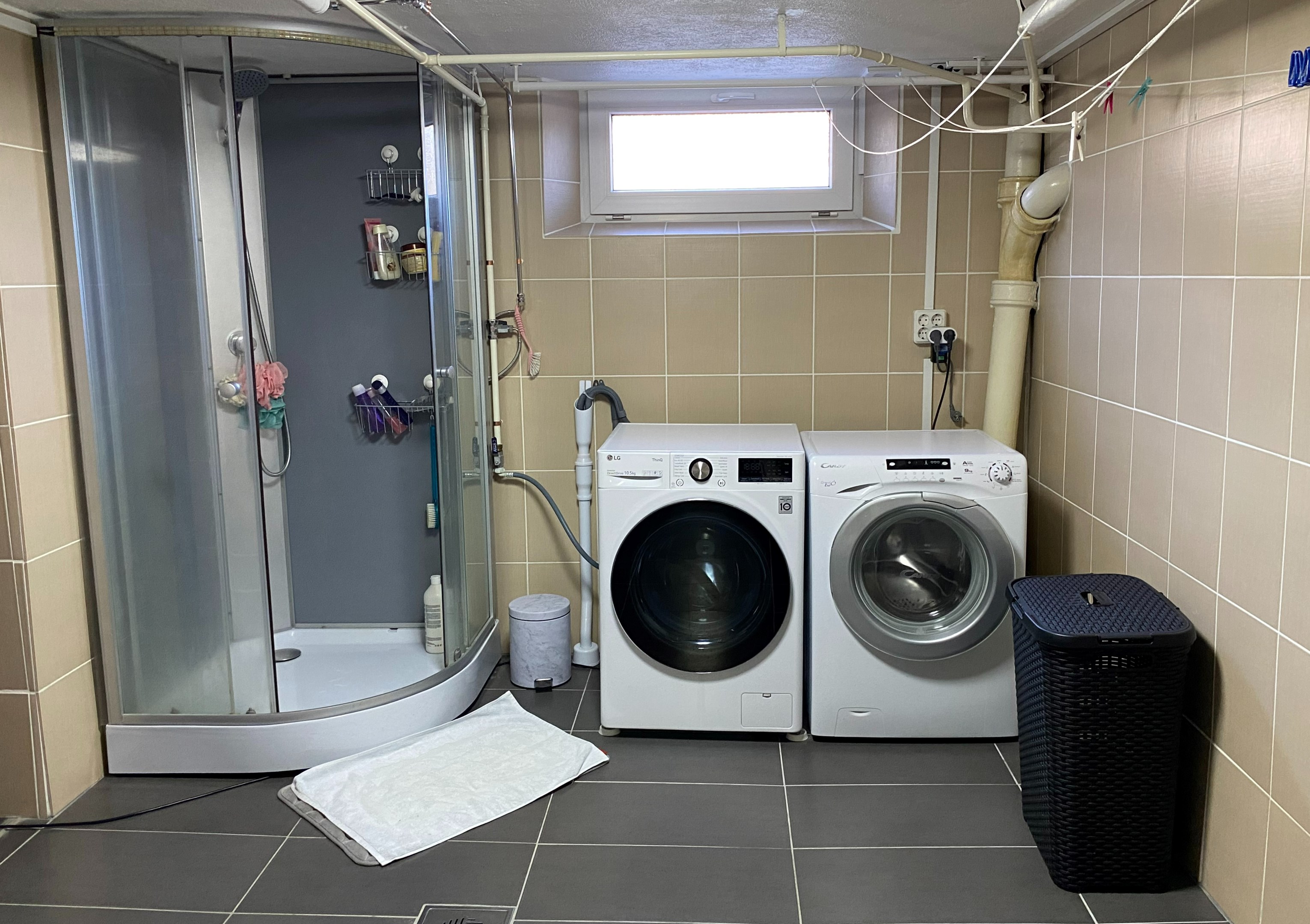 Tvättstuga, källare.