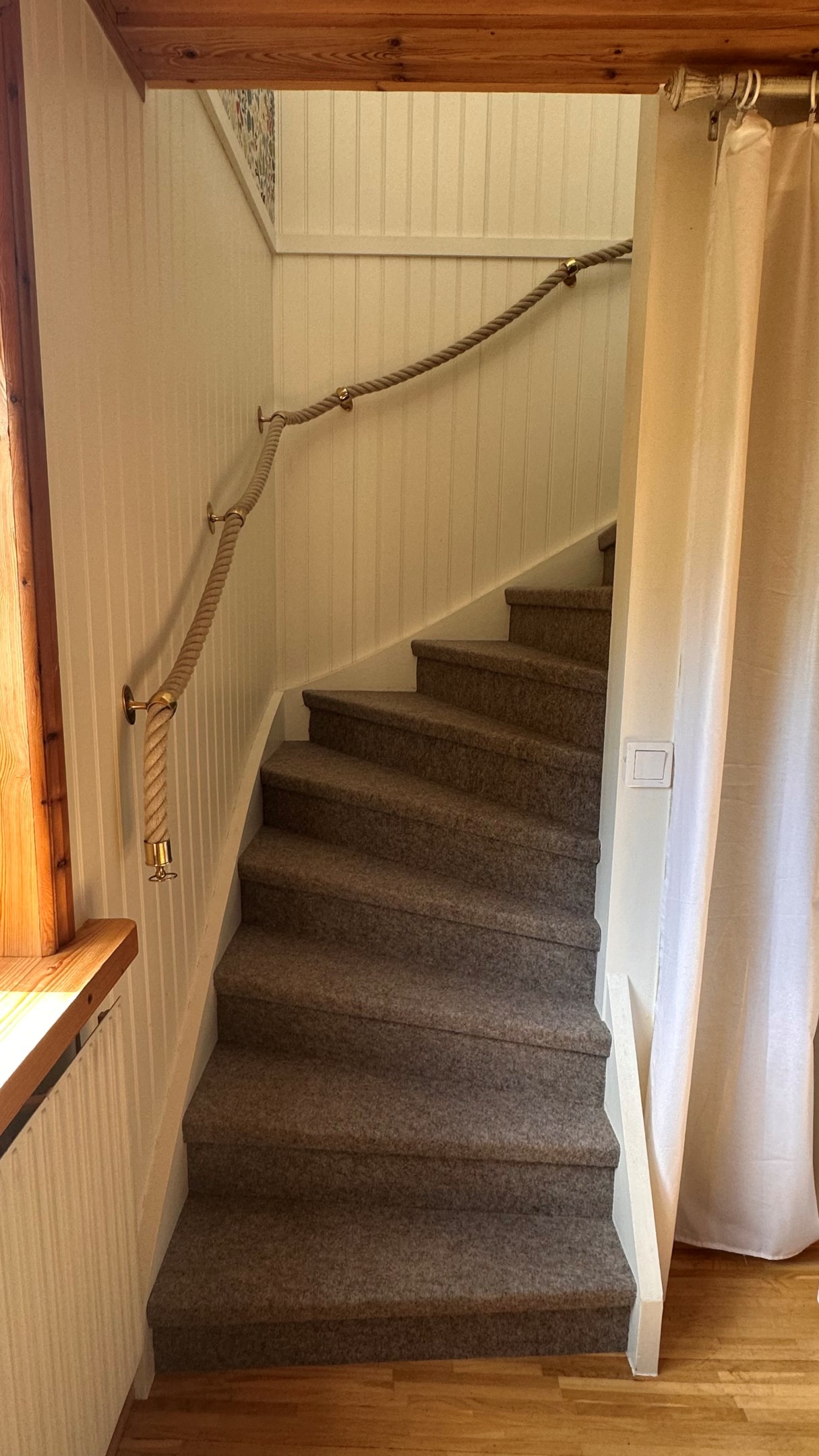 Trapp mellan våningarna