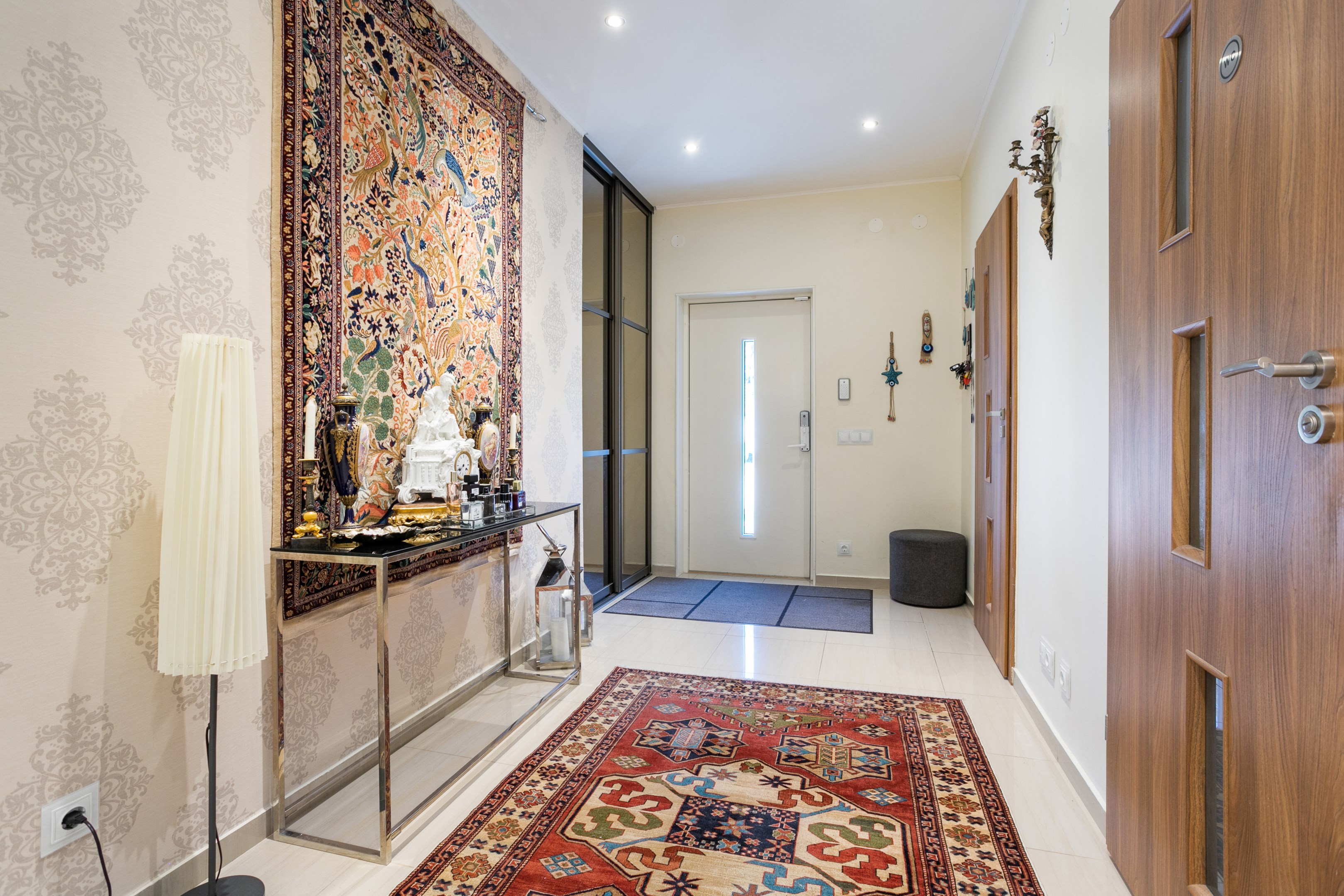 Hall/entré med vattenburen golvvärme