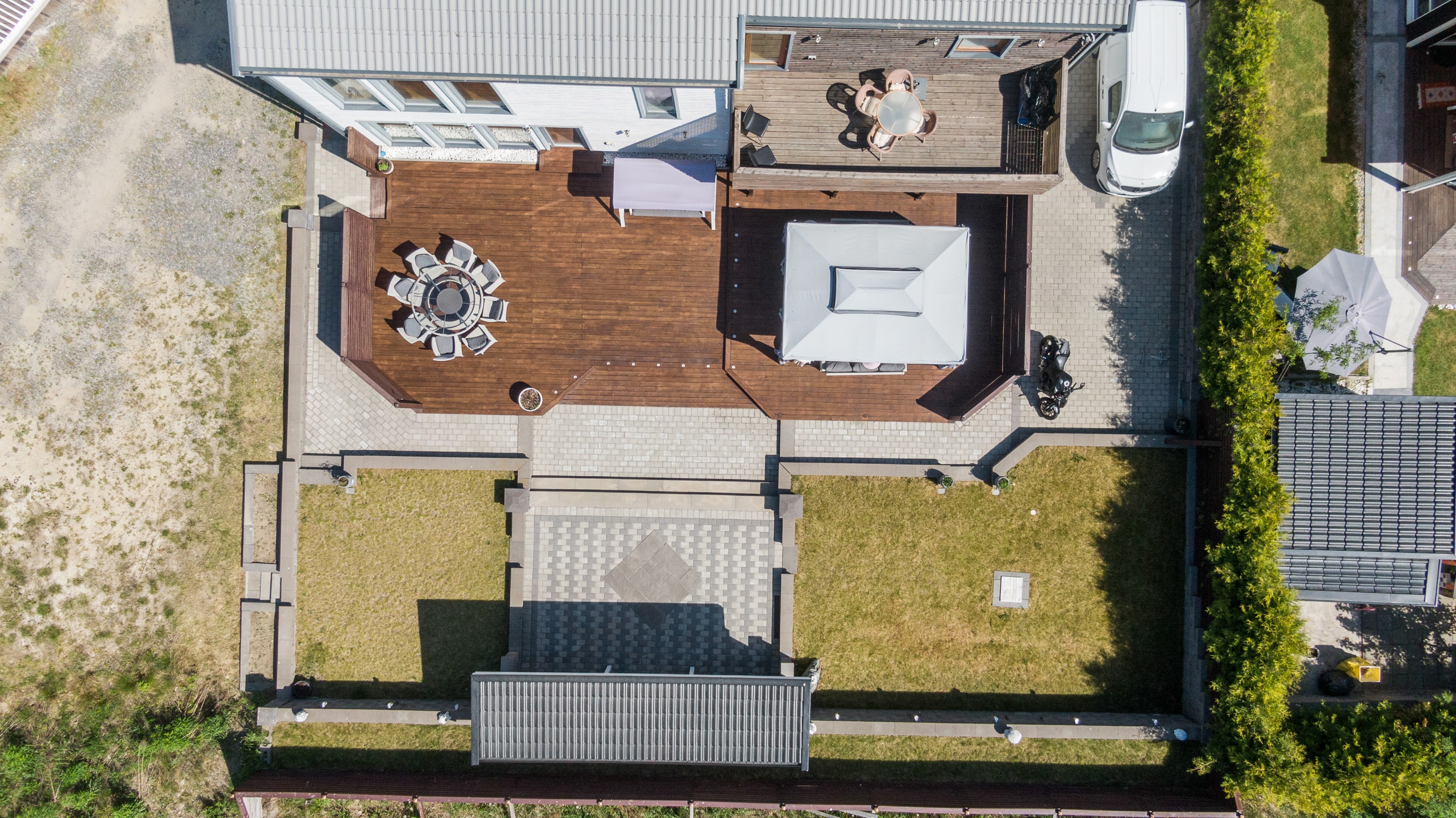 Översiktsbild på den påkostade utomhusdelen