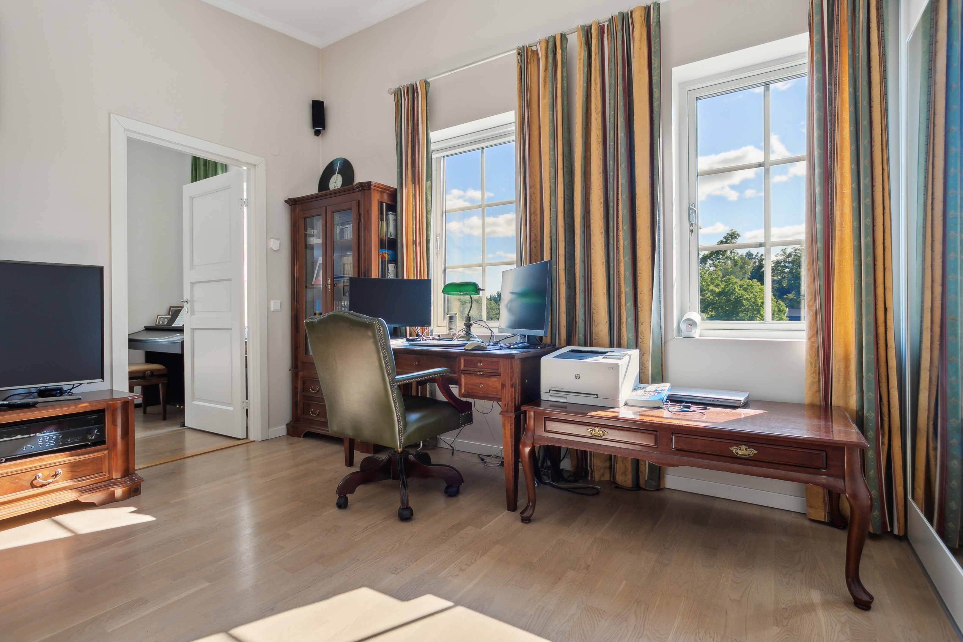 Dubbla fönster bidrar med härligt ljus