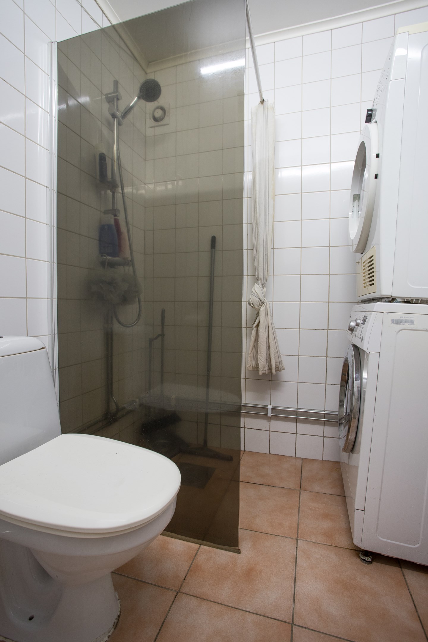 Dusch/WC/tvätt i gästhuset