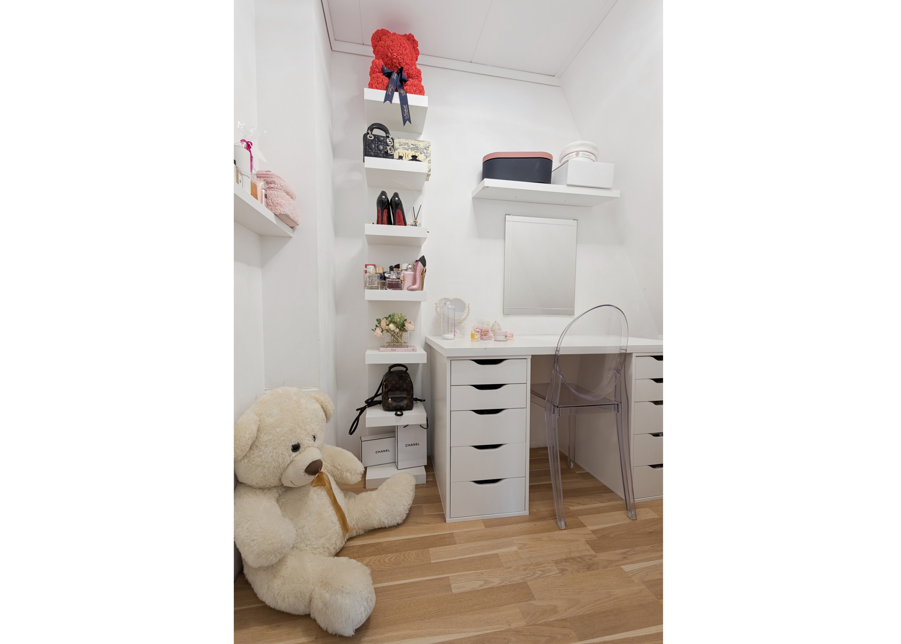 ... med egen klädkammare