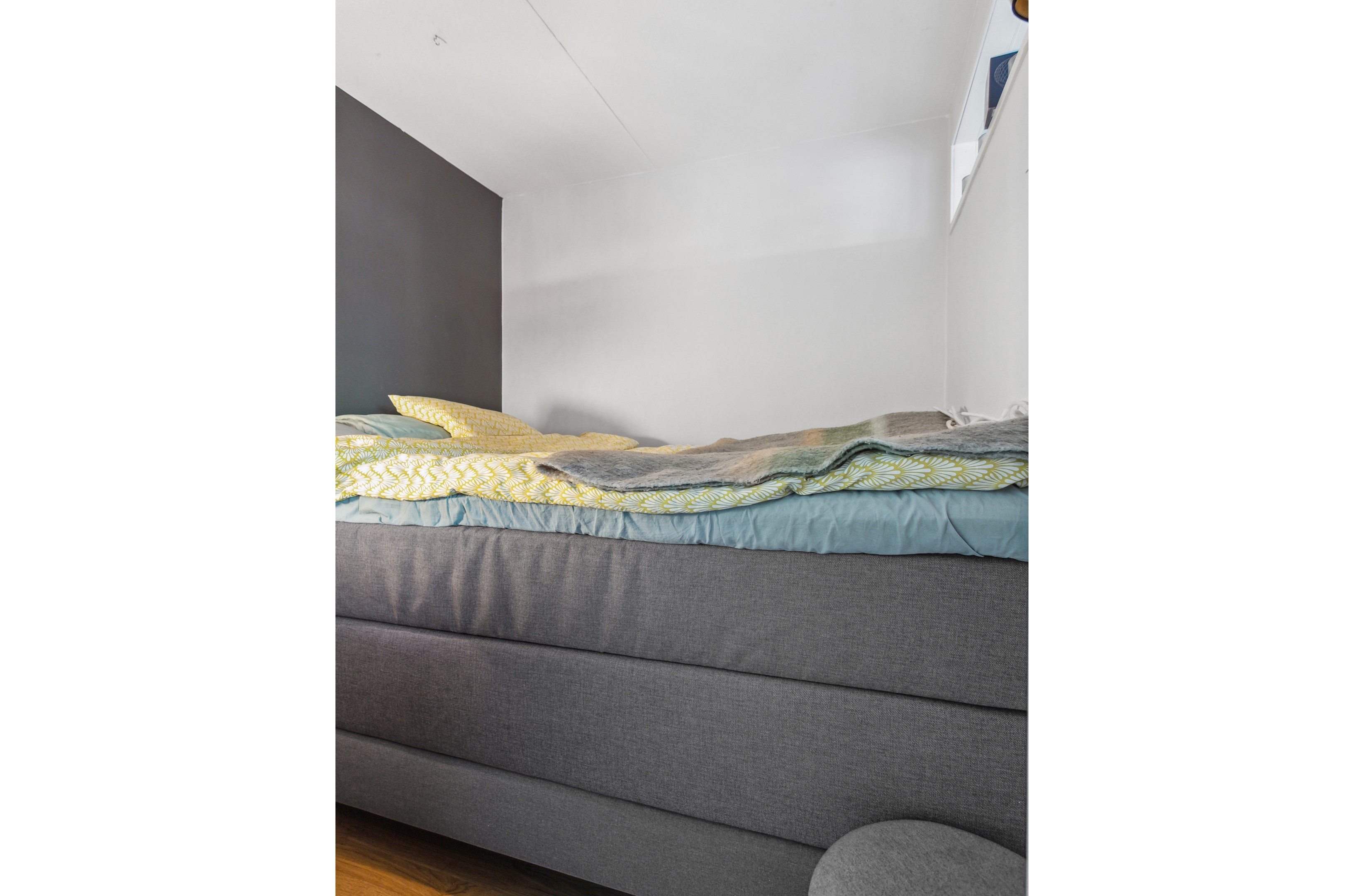 Plats finns för dubbelsäng i sovrummet