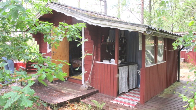 Gäststuga med utekök o dusch