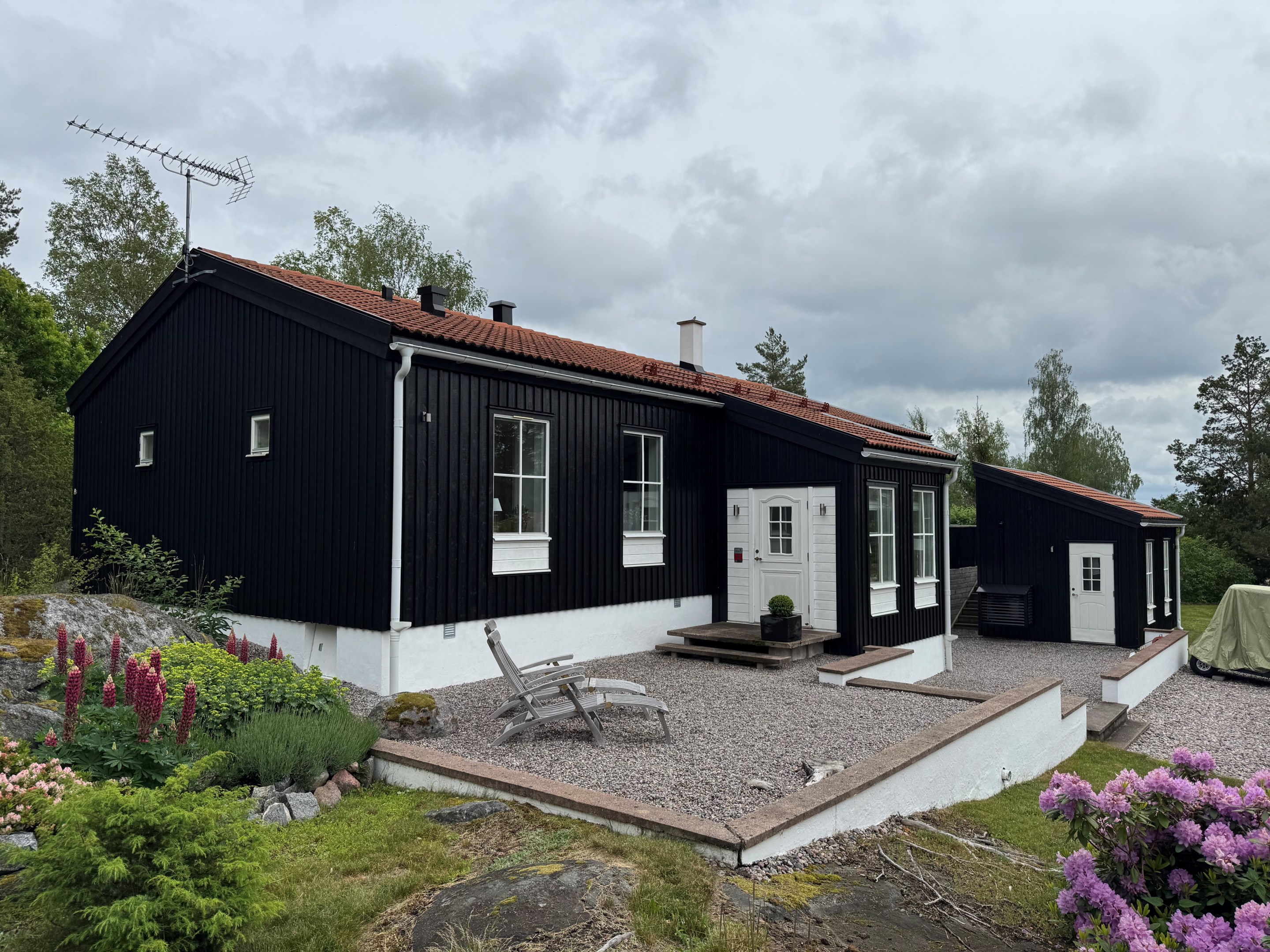 Fritidshus Burvik - Huset entréfasad