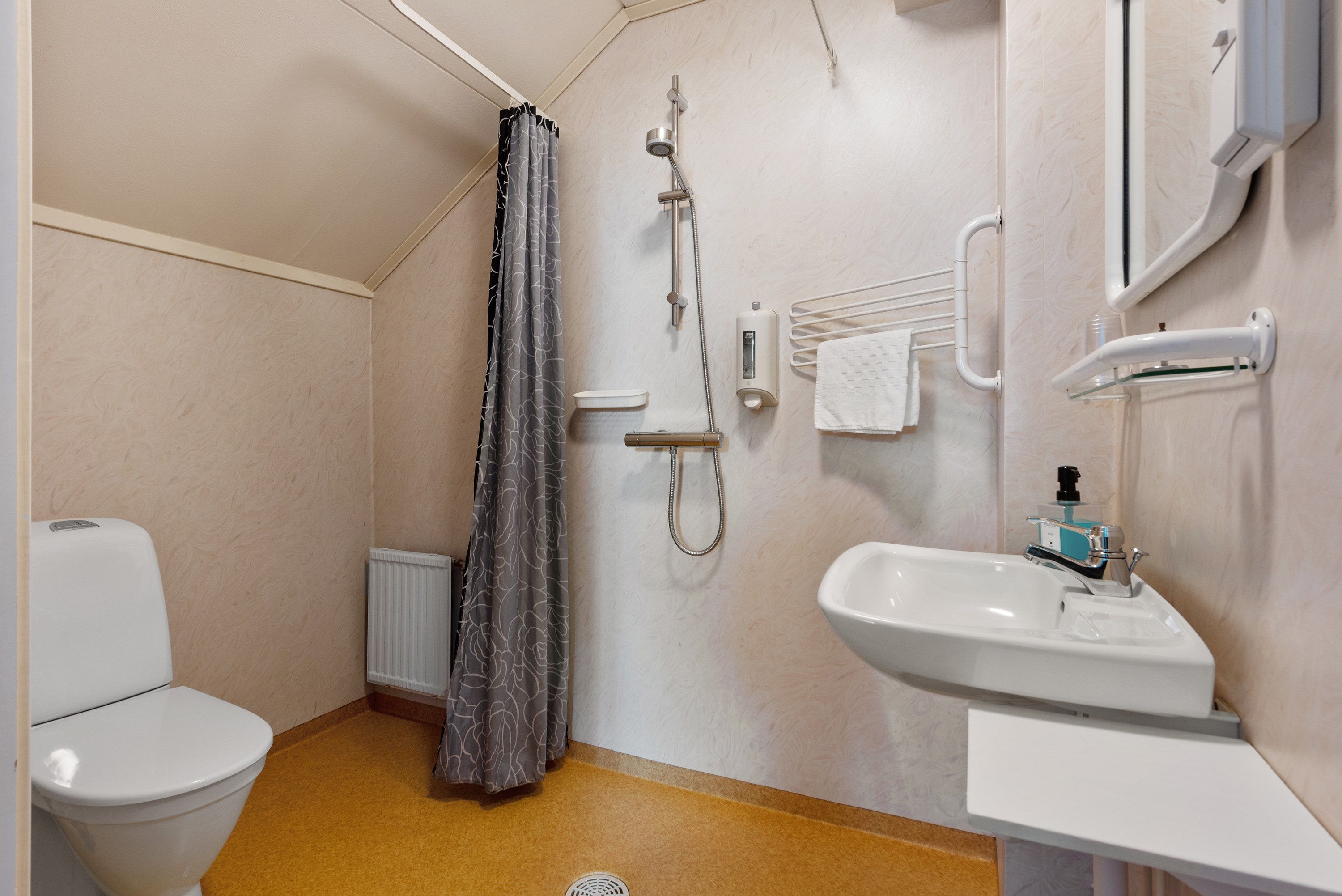 Hotelrum nr 25 i Kronojägaren - Badrum