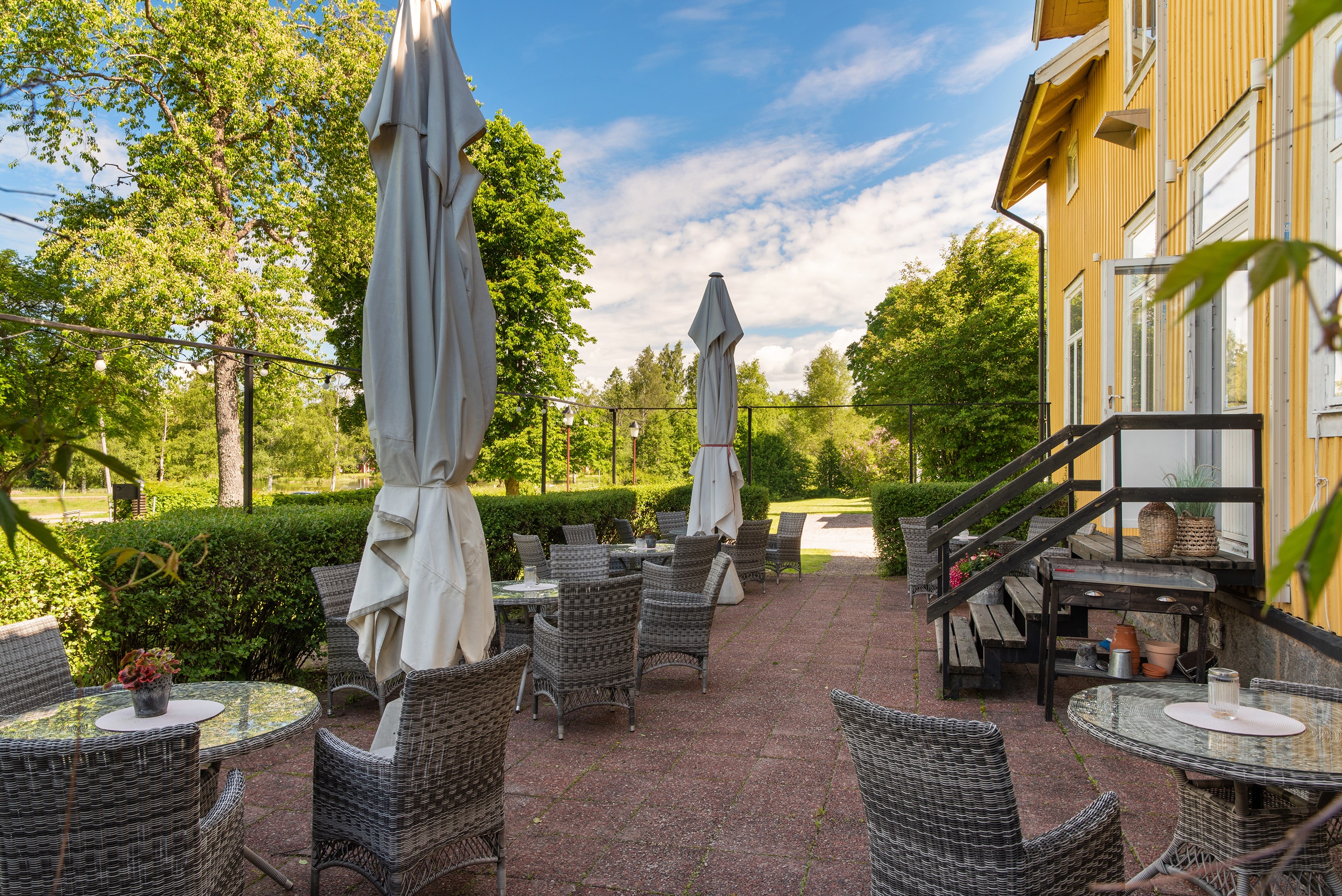 Restaurangbyggnad Uteplats