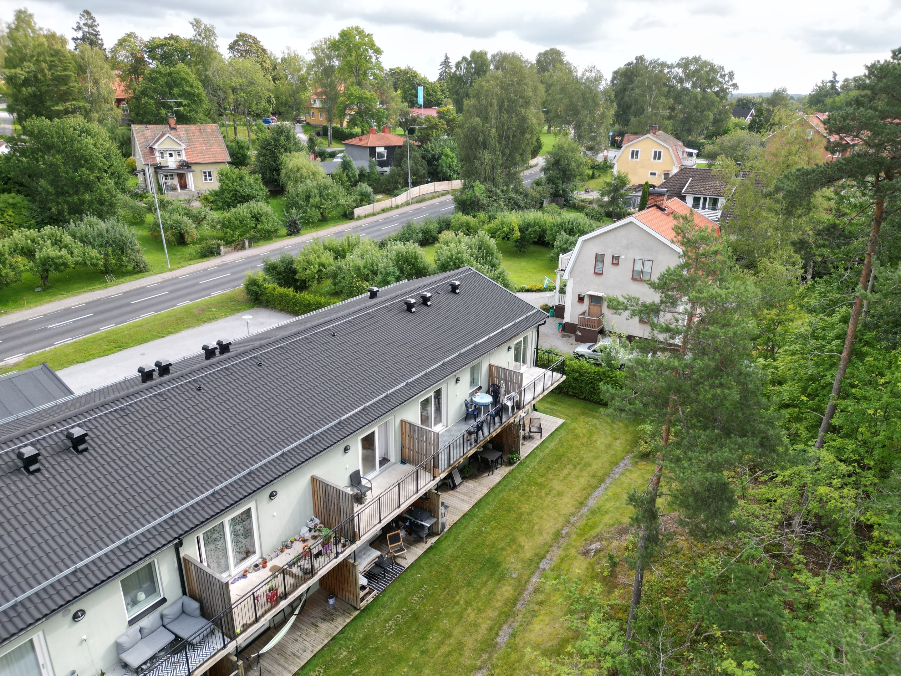 Drönarbild Uppsalavägen 23A BRF Tranan