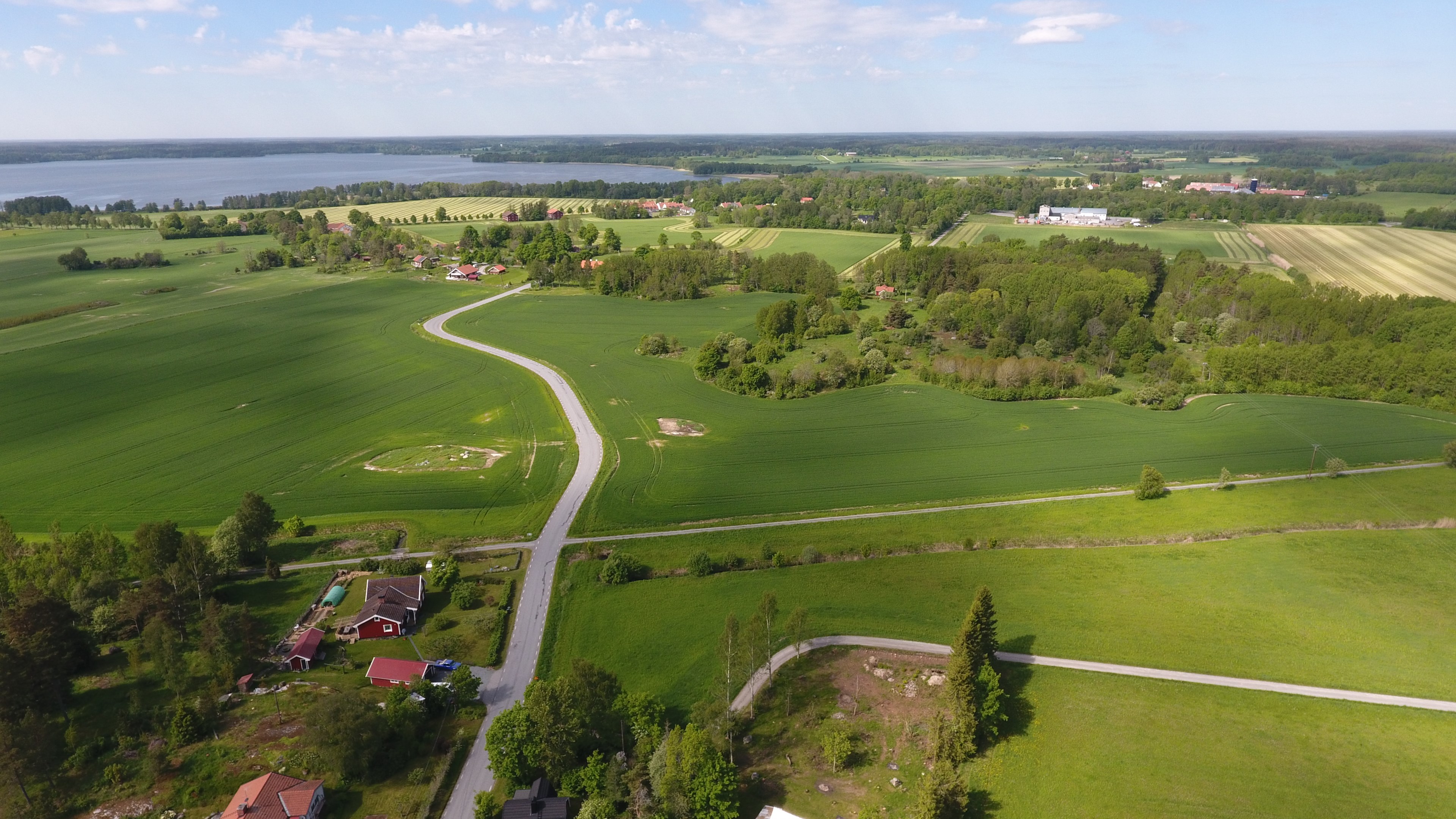 Cykelavstånd till sjön Skedviken och Gavel Långsjön