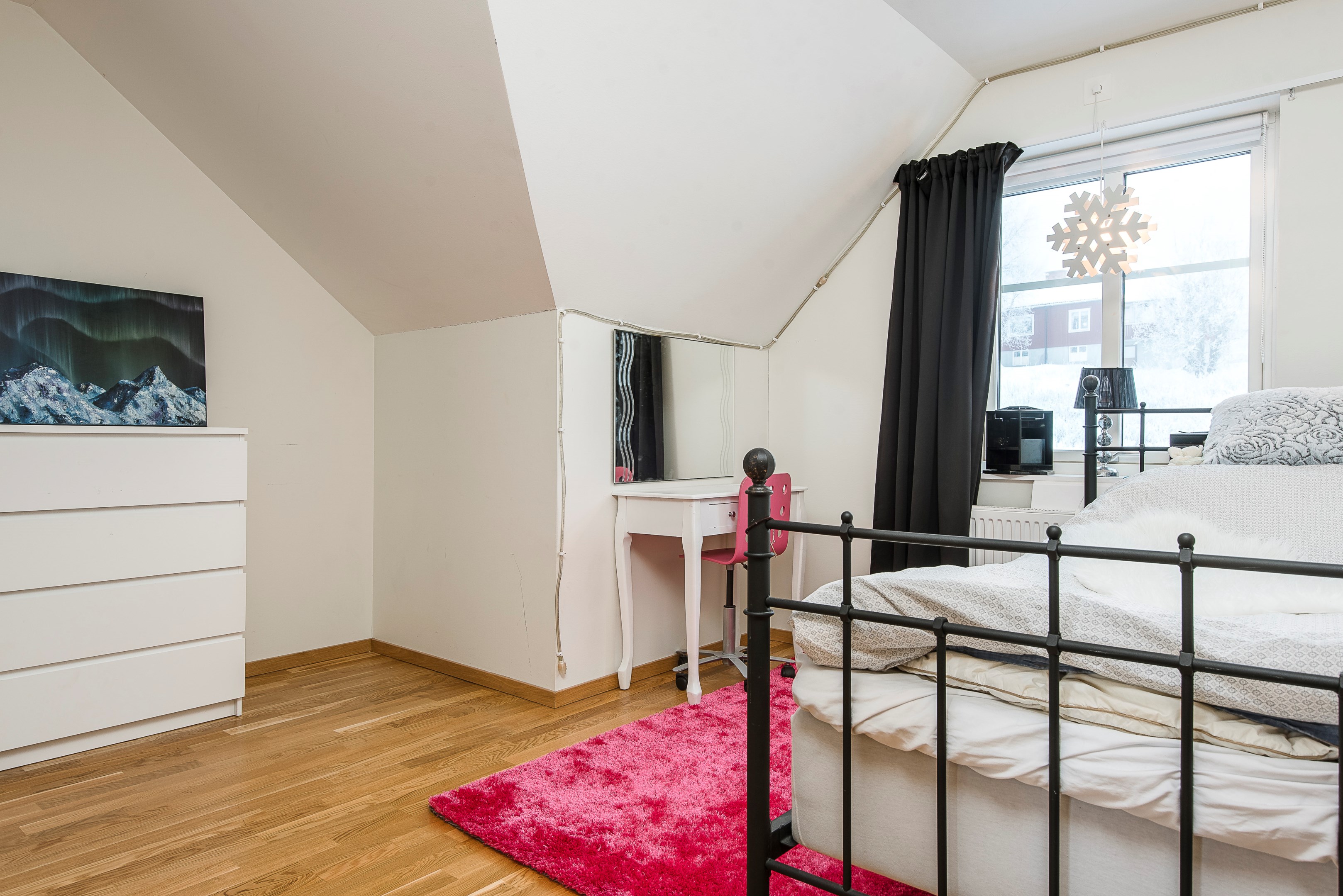 Sovrum 4, övre plan