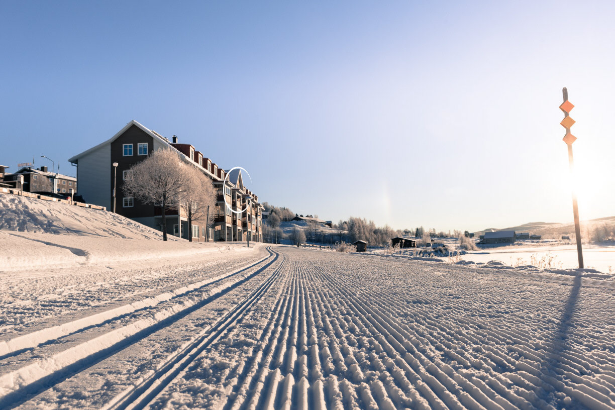Bo ett stenkast från längdspåret på Sjöängsvägen!