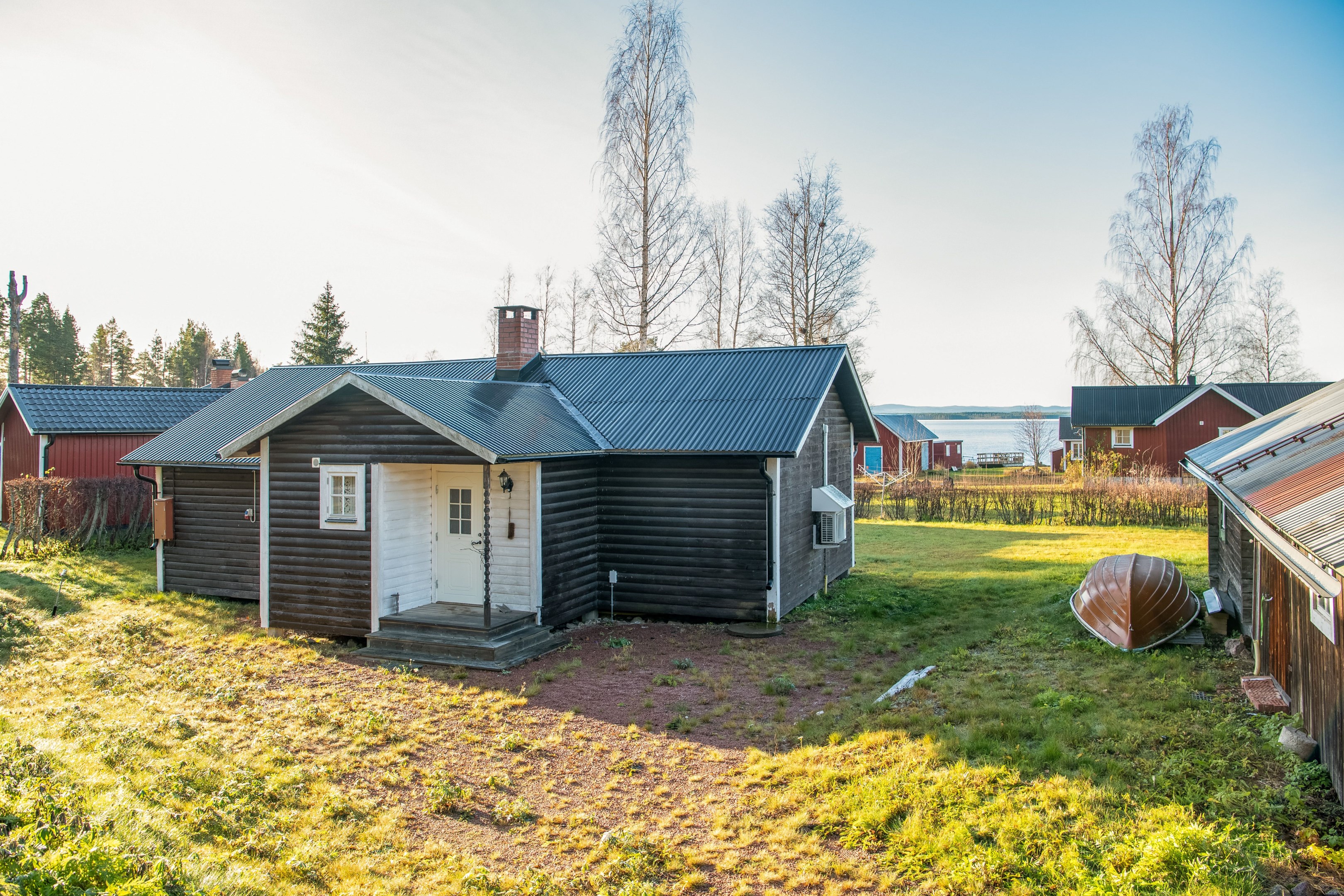 Storstuga med allrum, kök , två sovrum samt sovloft