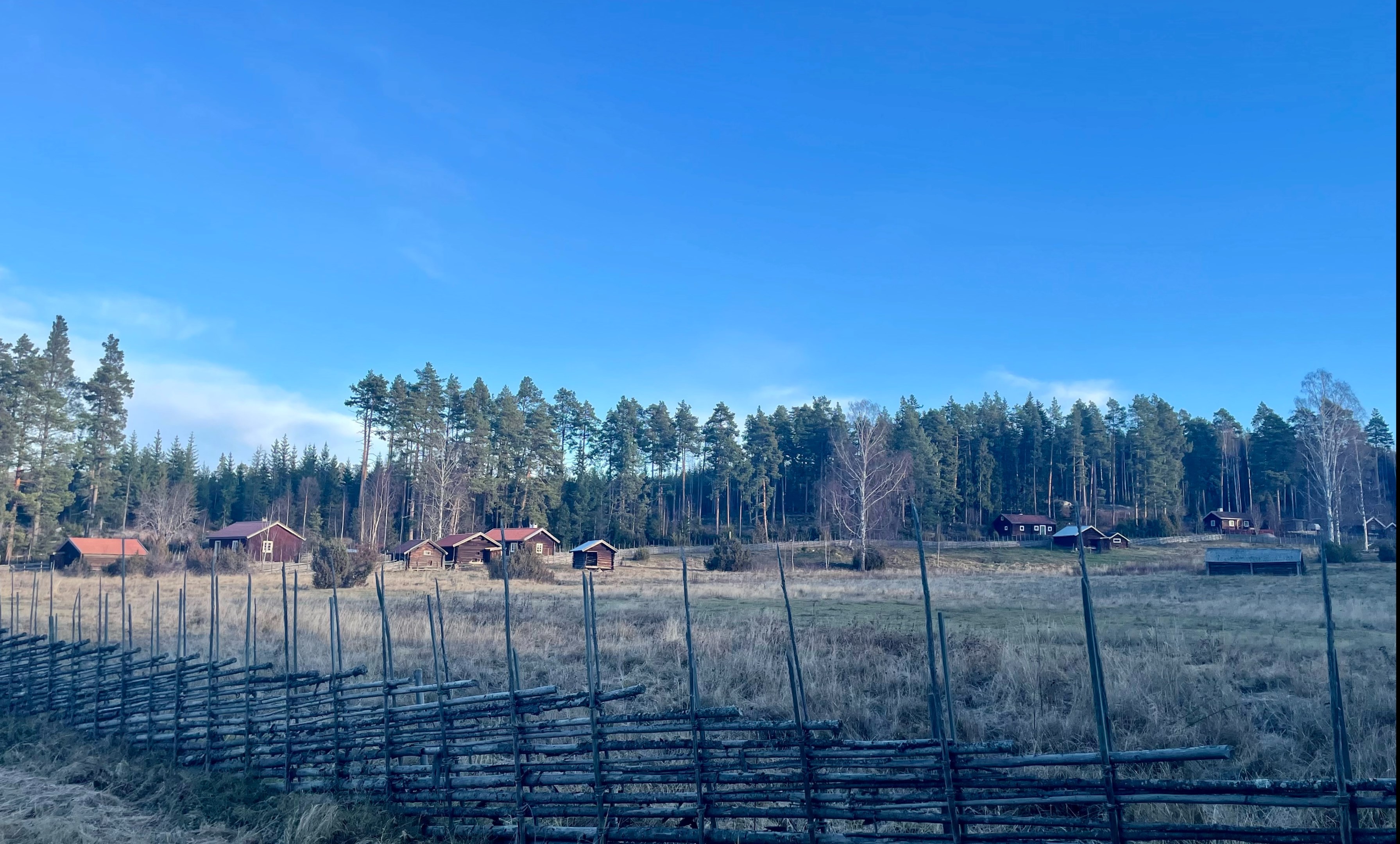 Björsbovallen, 200 m från stugan.