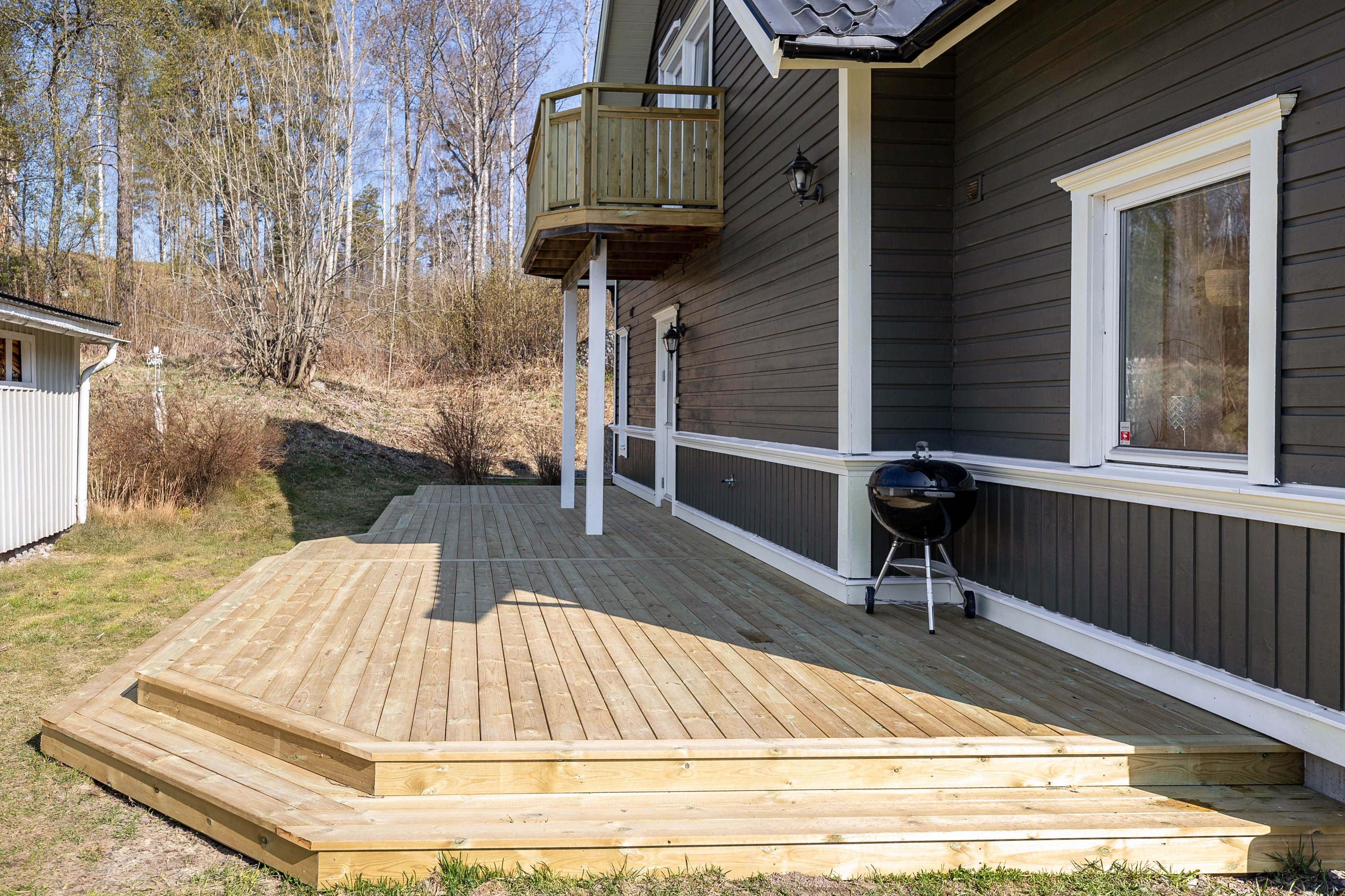 Nybyggd altan och balkong 2025