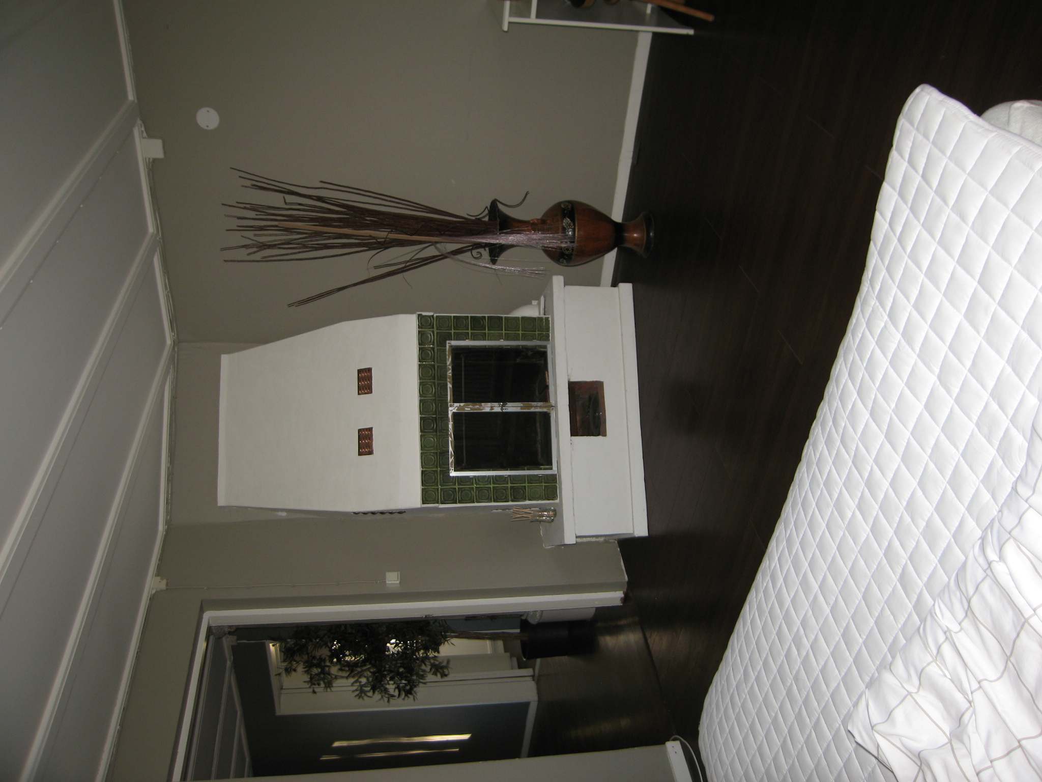 Sovrum 2 med öppen spis