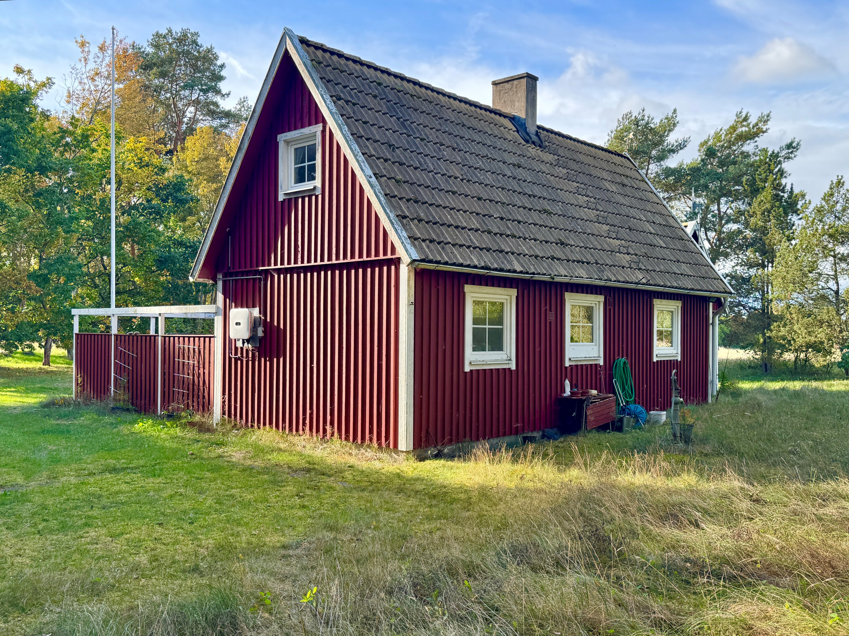 Nordvästra sidan av boningshuset