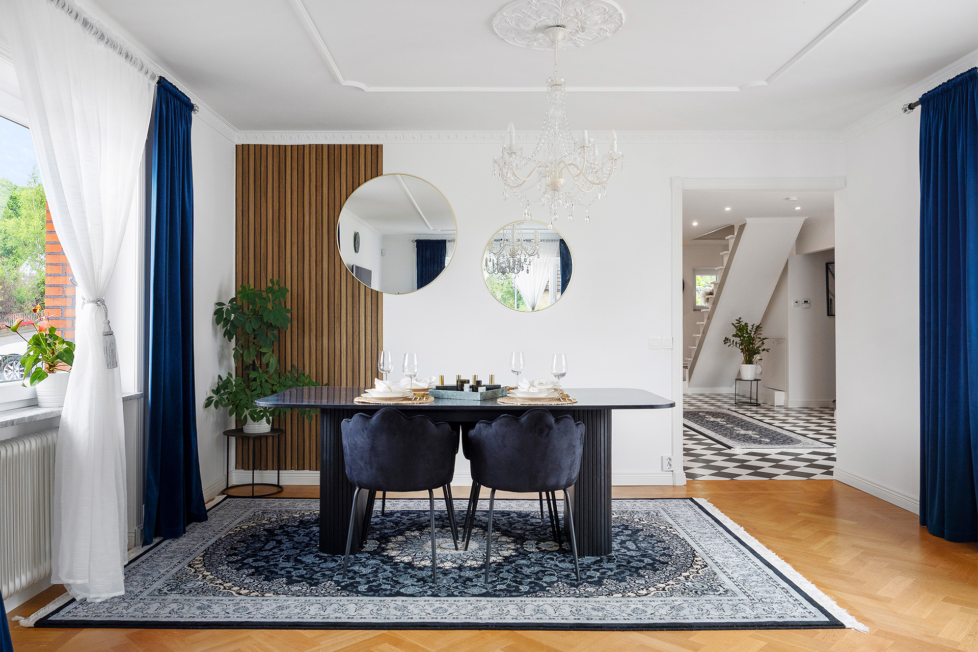 Matplats i vardagsrummet